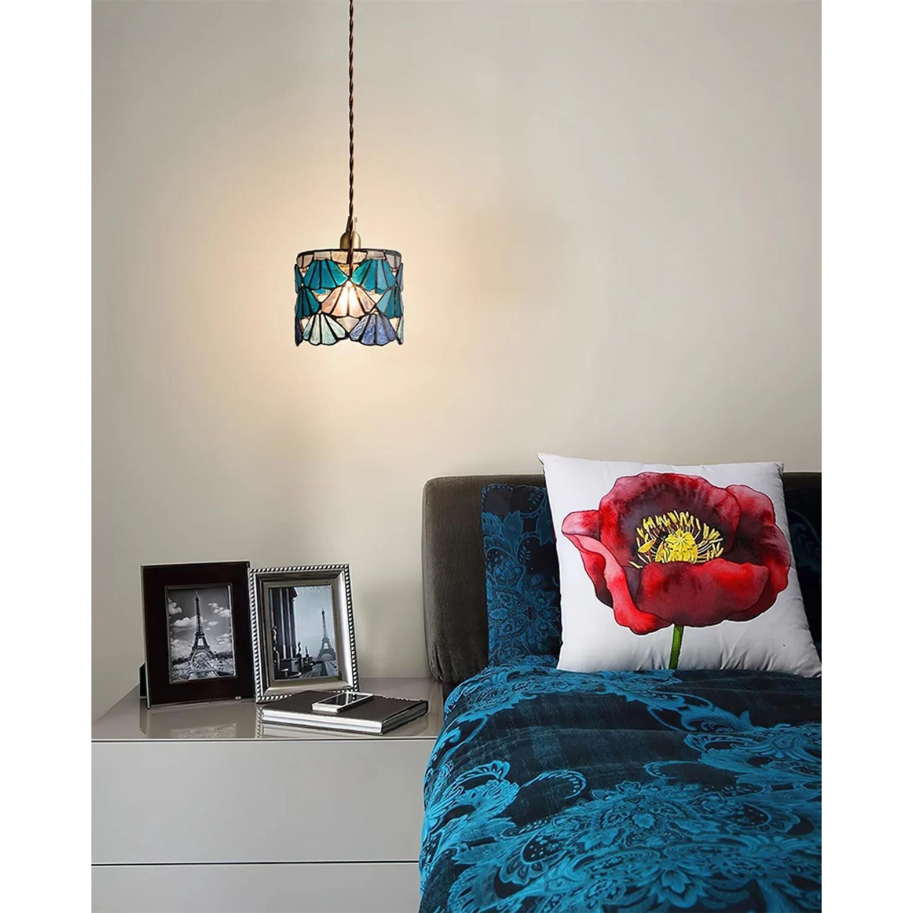 Tiza Tiffany Pendant Light