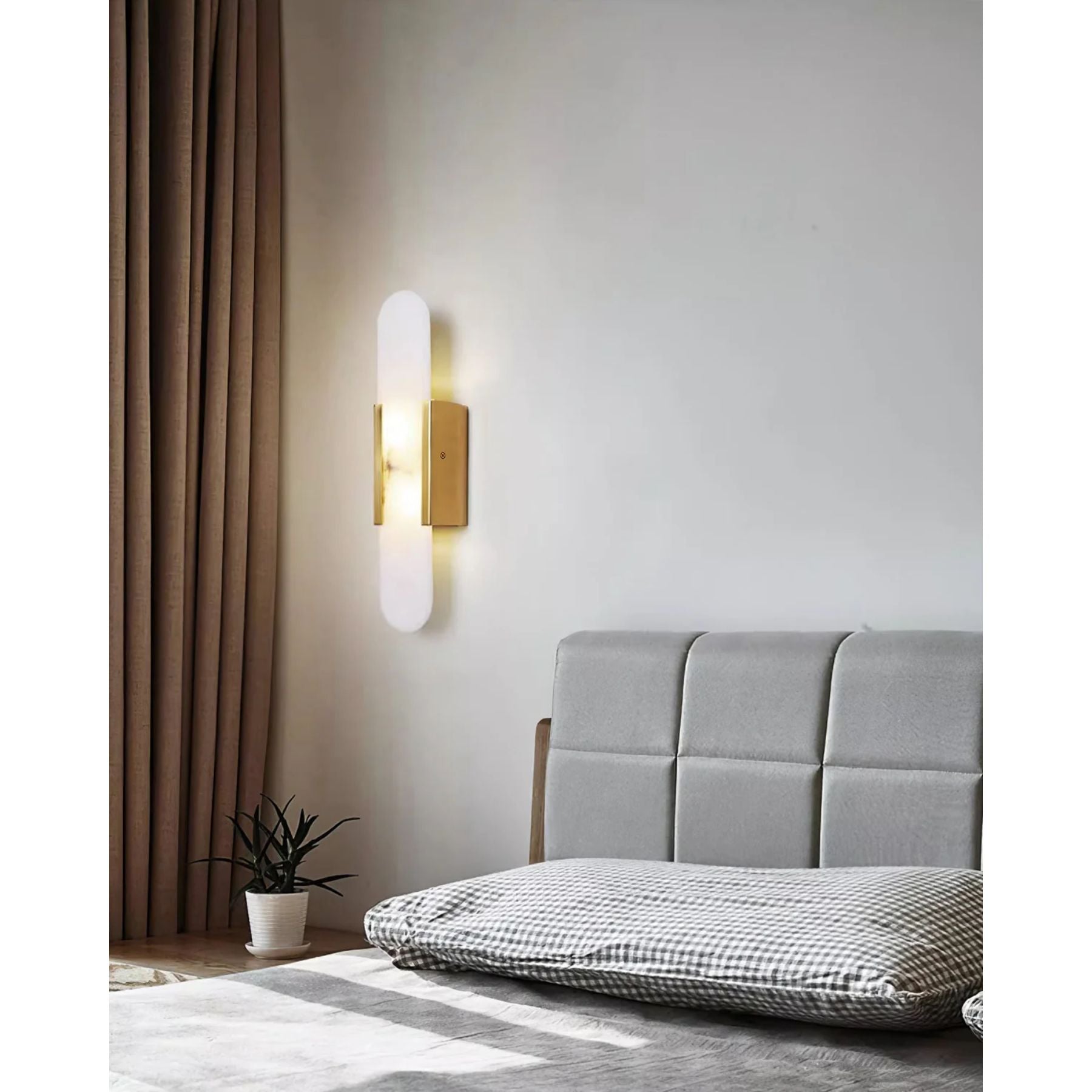 Melanze Wall Light