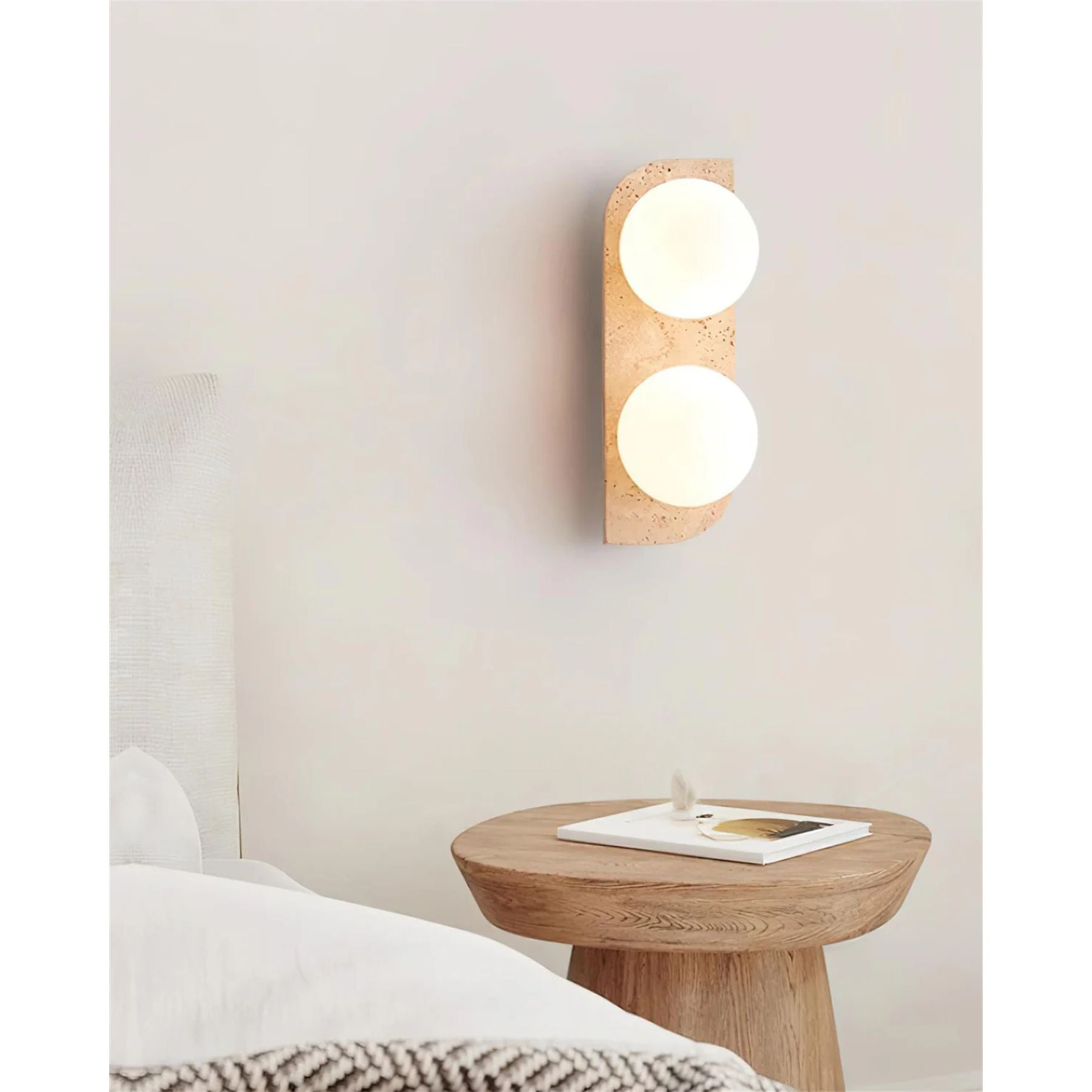 Pellune Wall Light