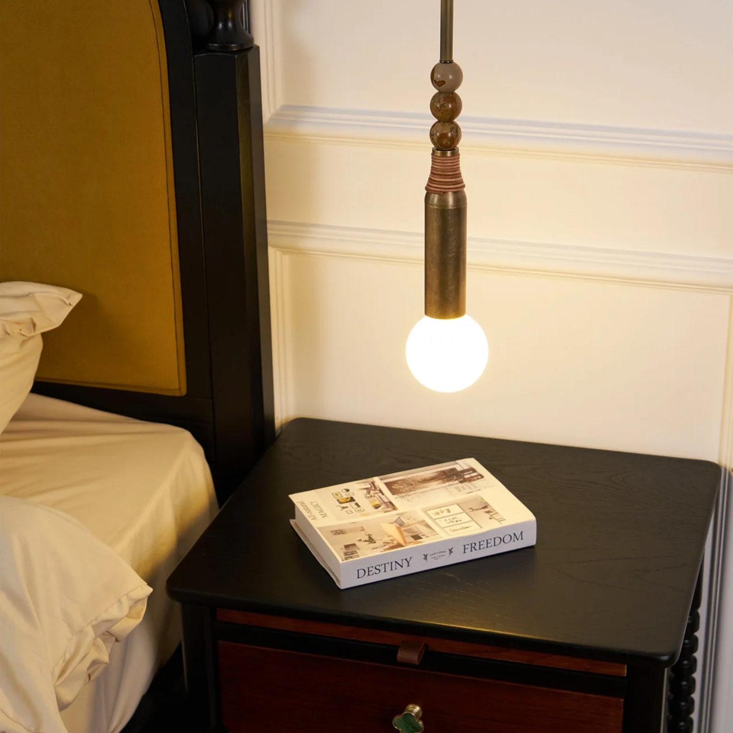 Toazis Pendant Light