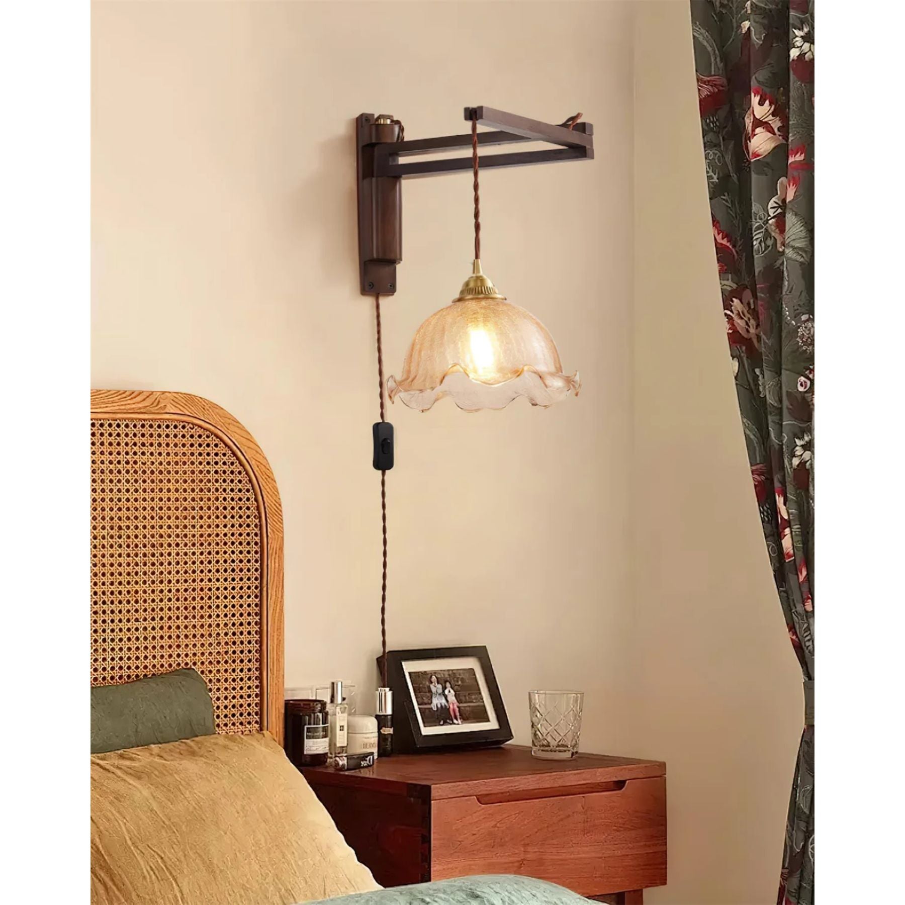 Varonne Vintage Wall Light