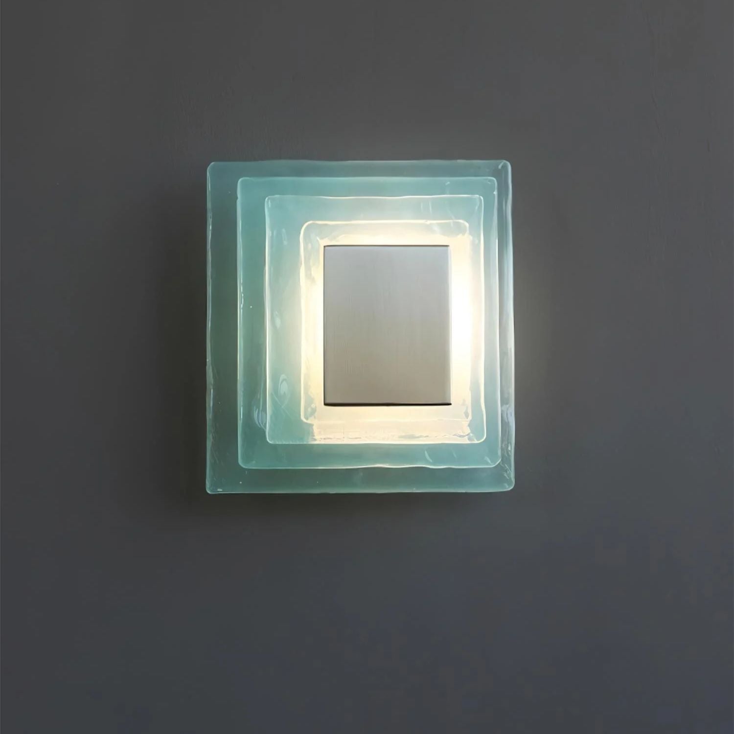 Belivva Layered Wall Light