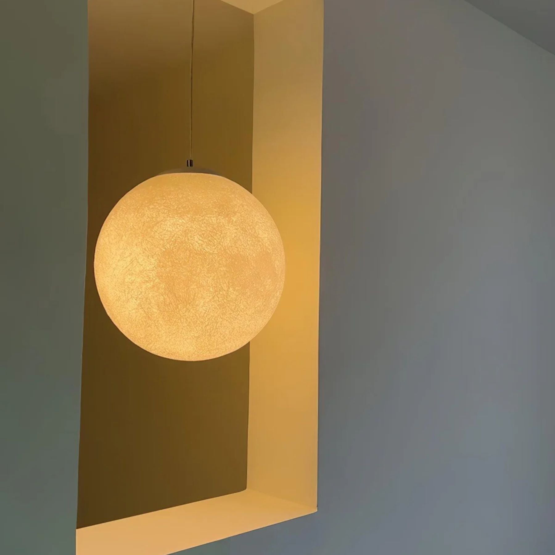 Monoma Moon Design Pendant Light