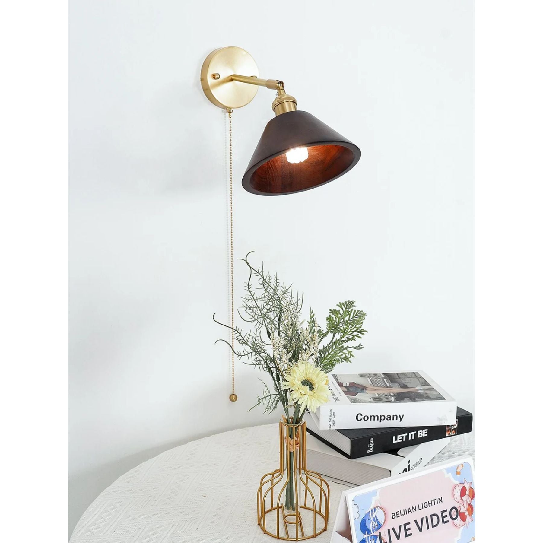 Lozon Wall Light