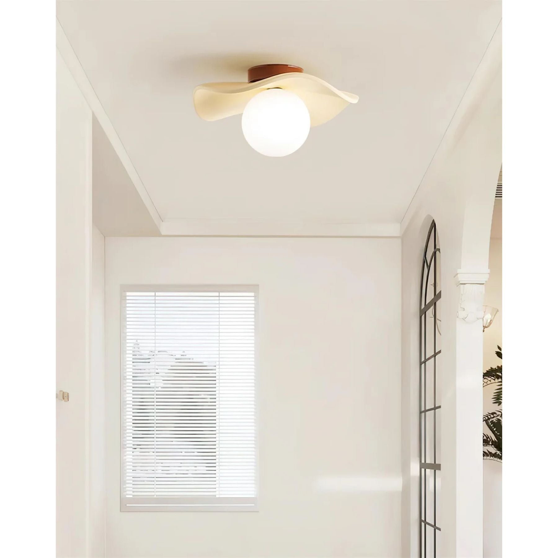Taliz Leaf Ceiling Light