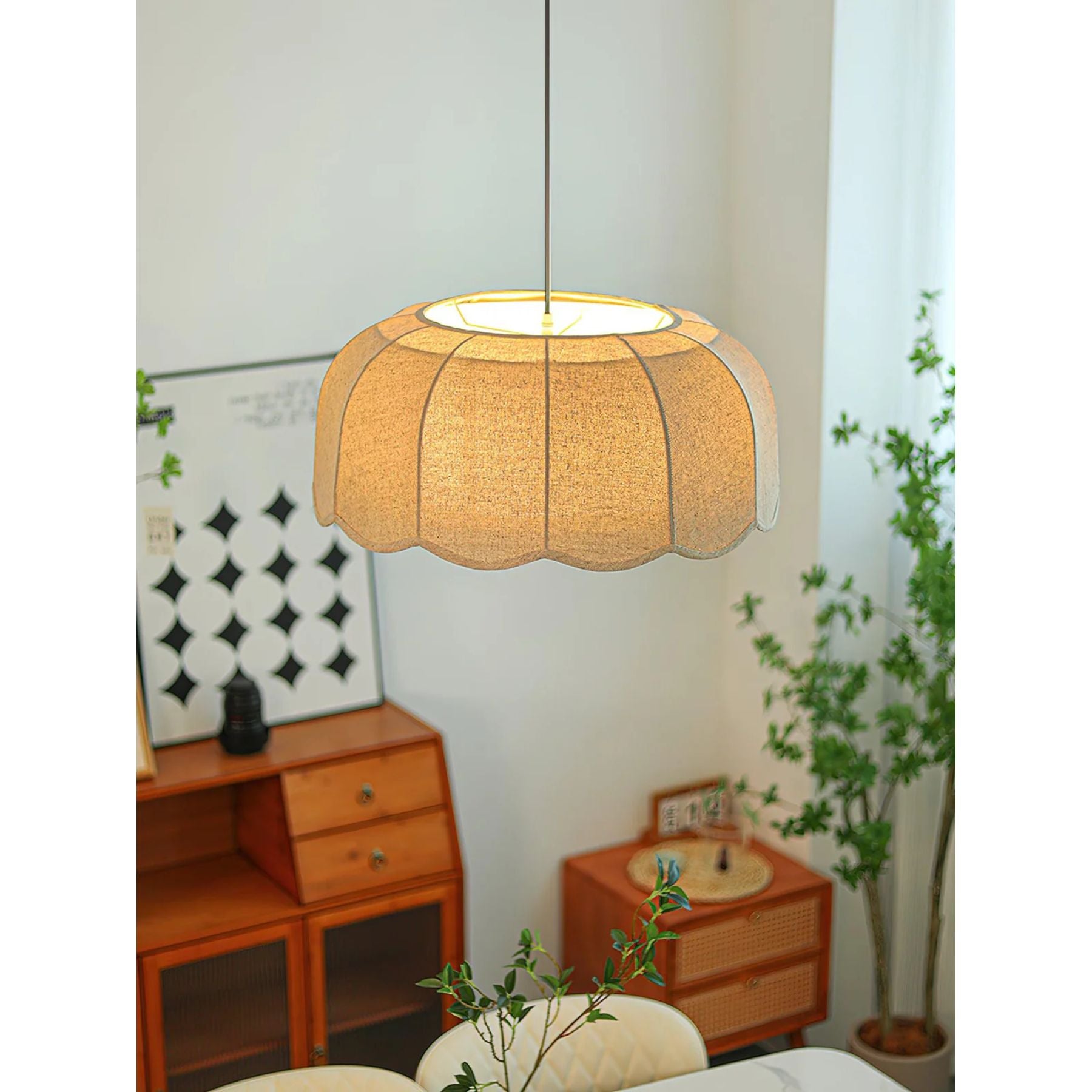 Benzana Leaf Pendant Light