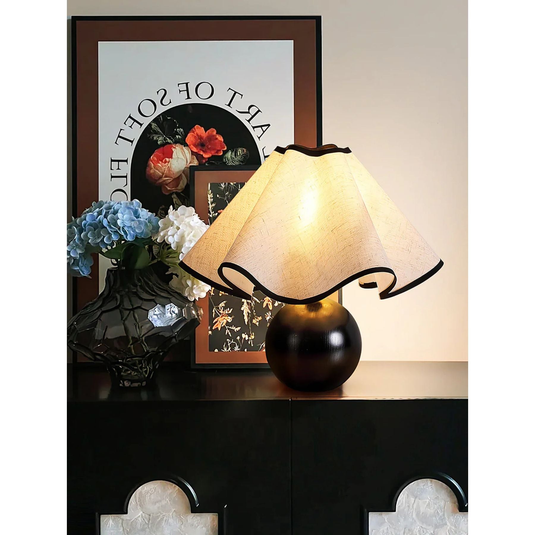 Solivian Wave Table Lamp