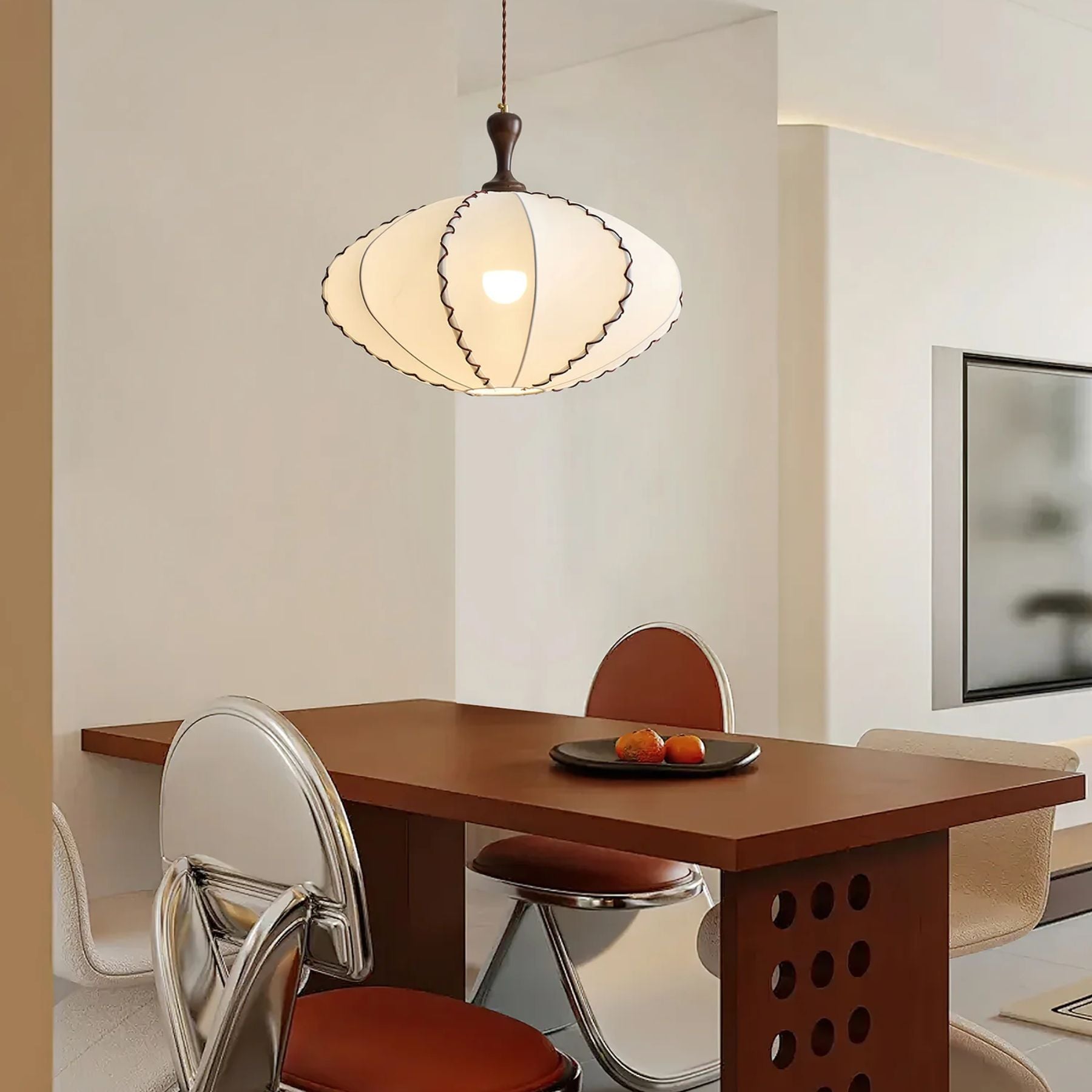Lemucian Pendant Light