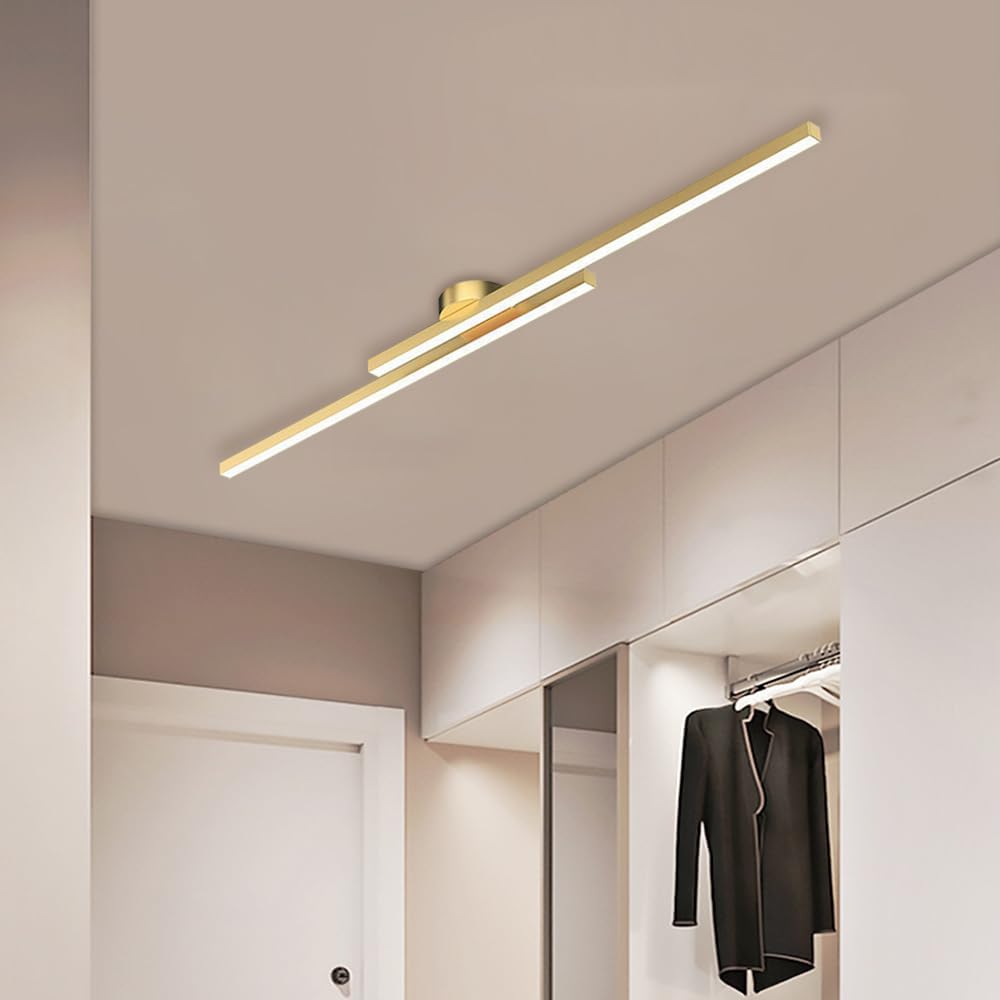 Longstrip Ceiling Light