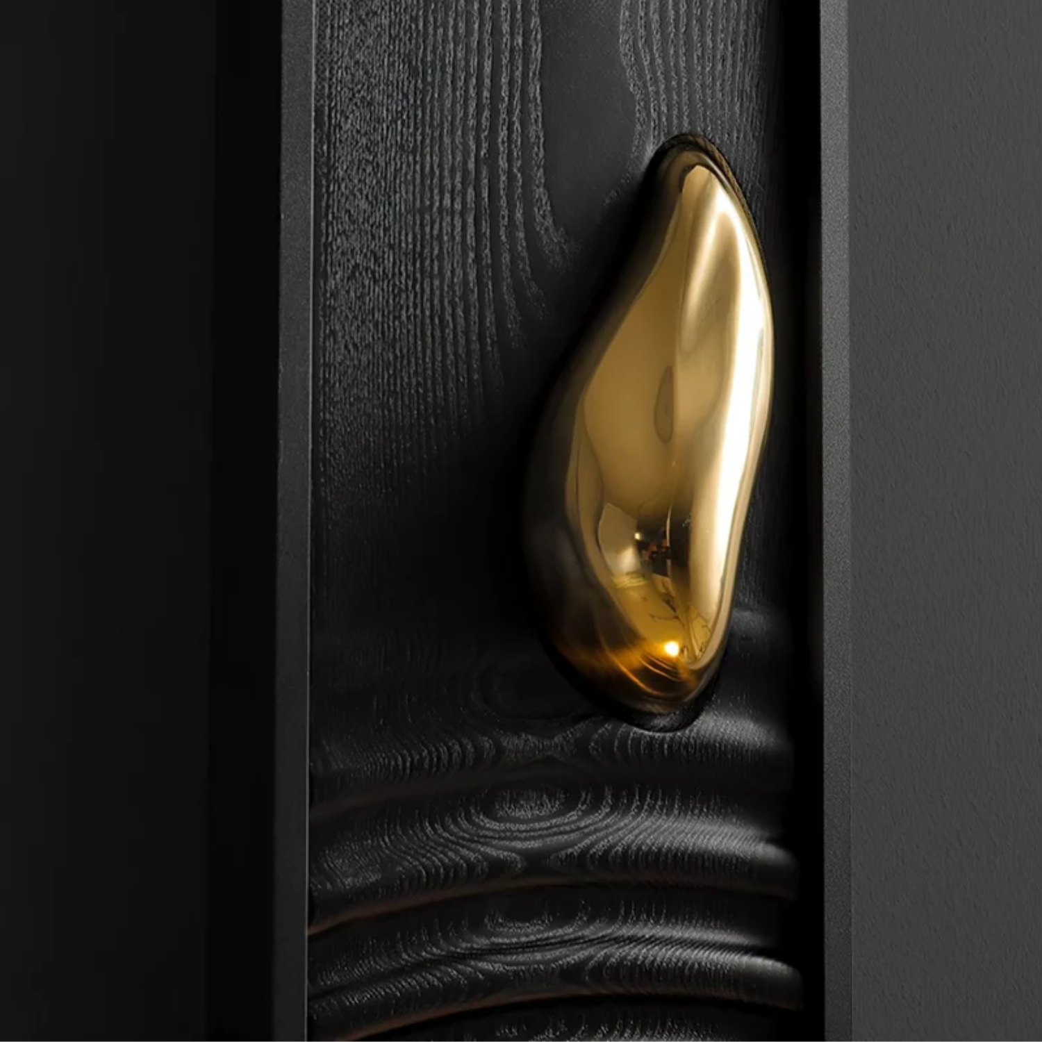 Moluze Wooden Wall Light
