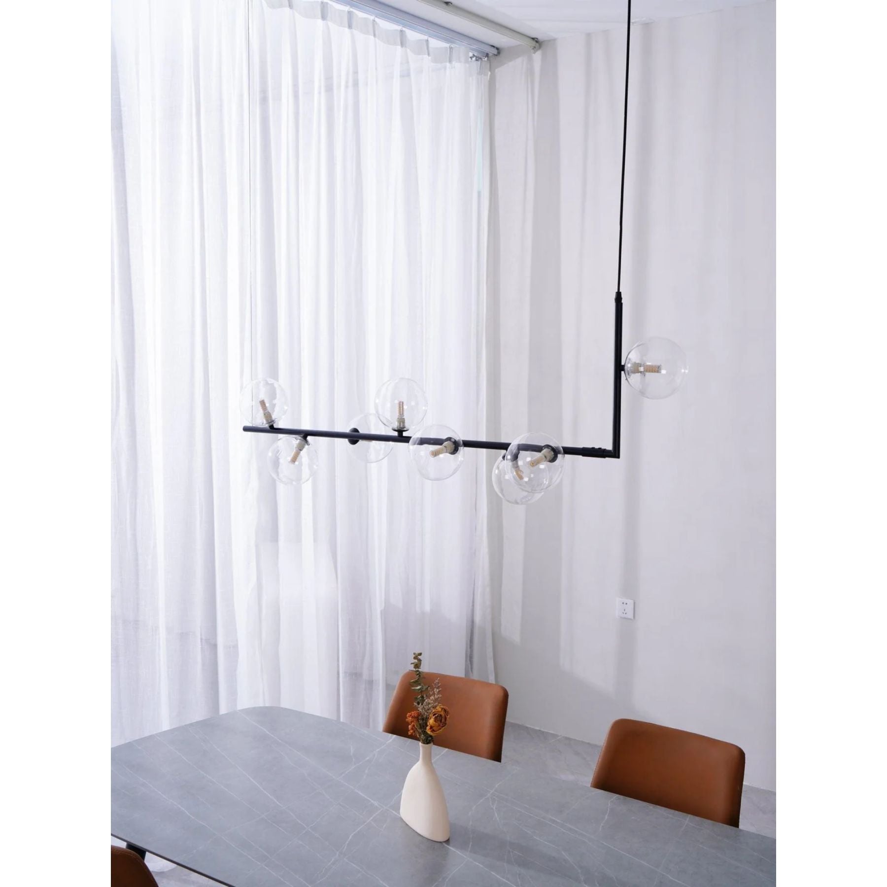 Levianor Pendant Light