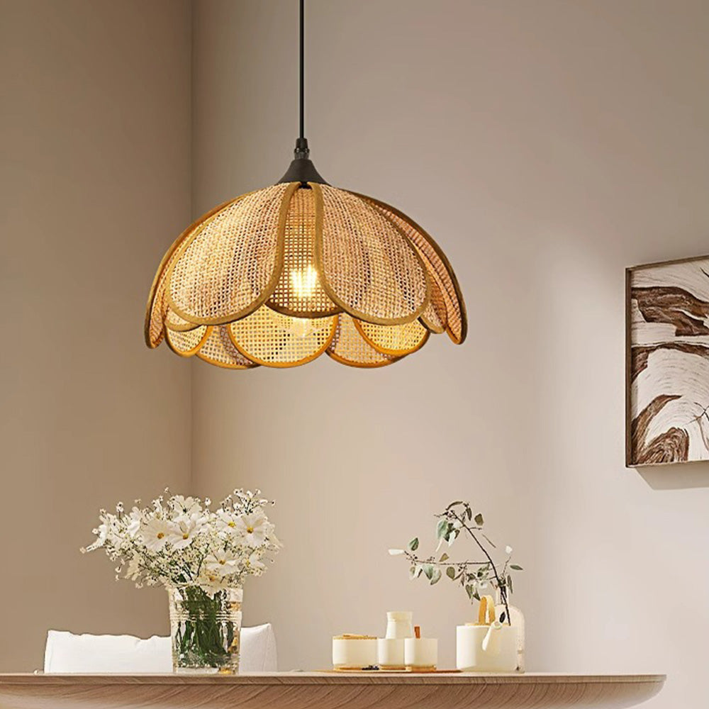 Zelomo Flower Pendant Light