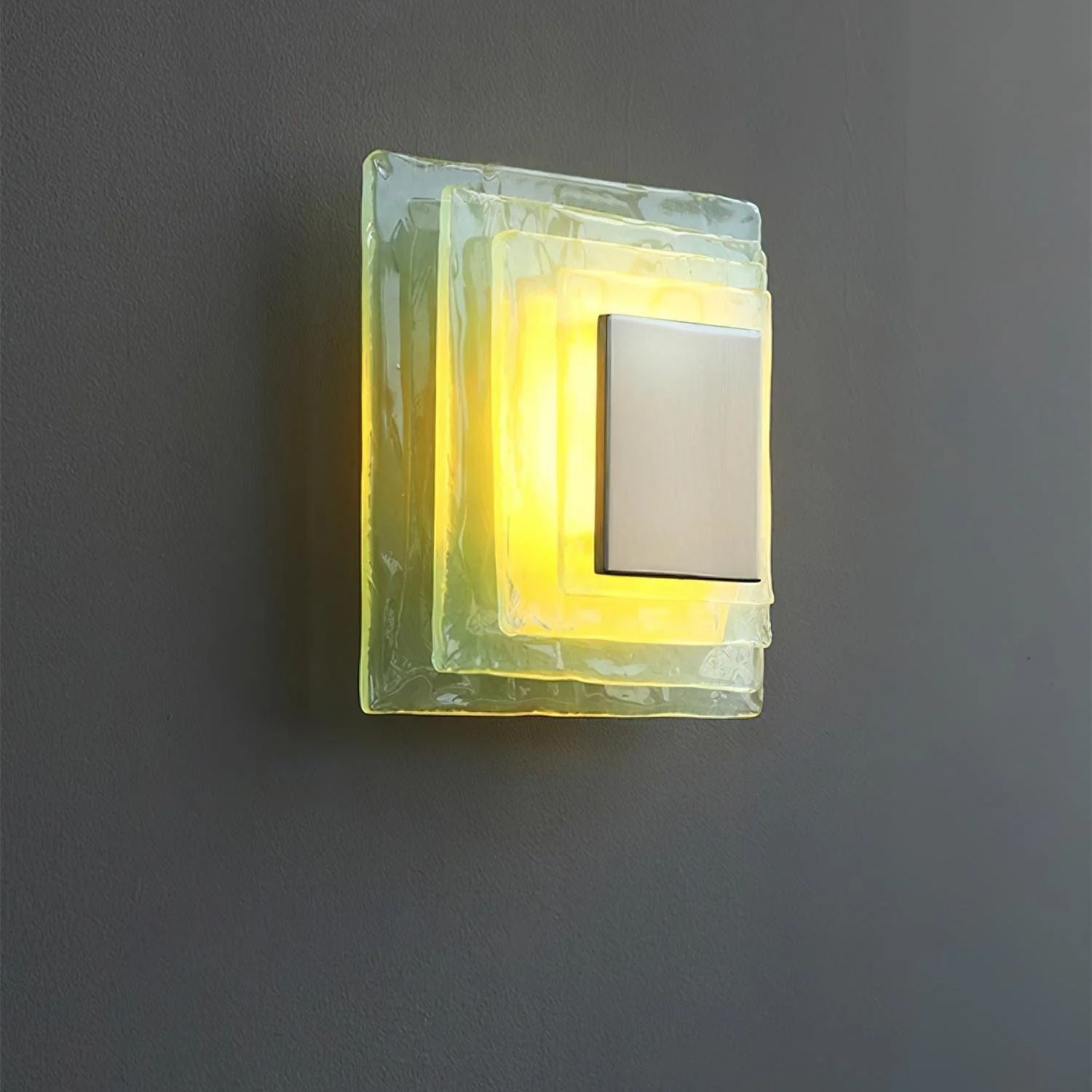 Belivva Layered Wall Light