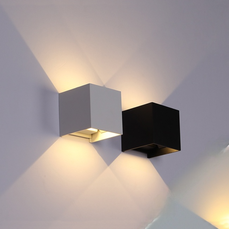 Tavey Outdoor Wall Light