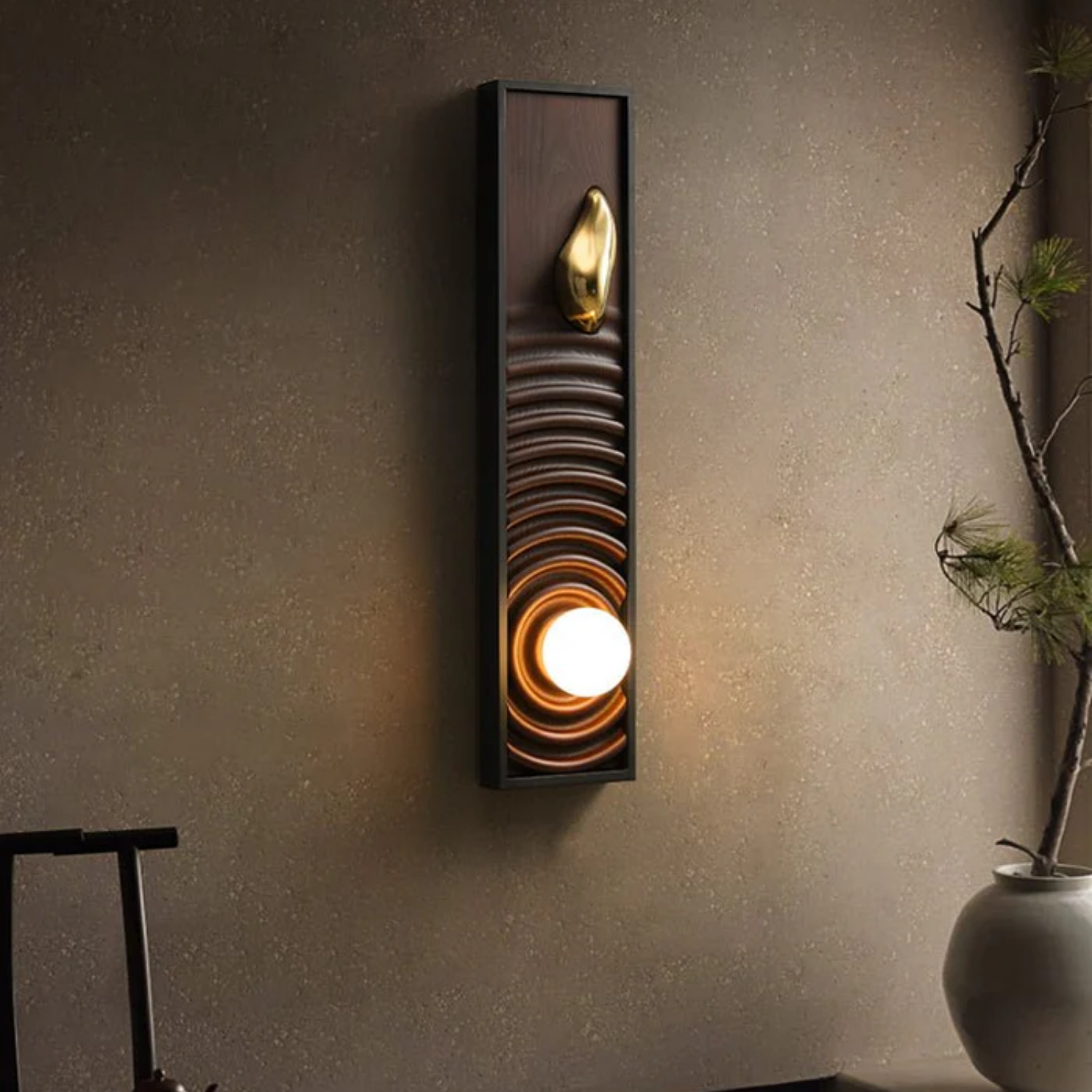 Moluze Wooden Wall Light