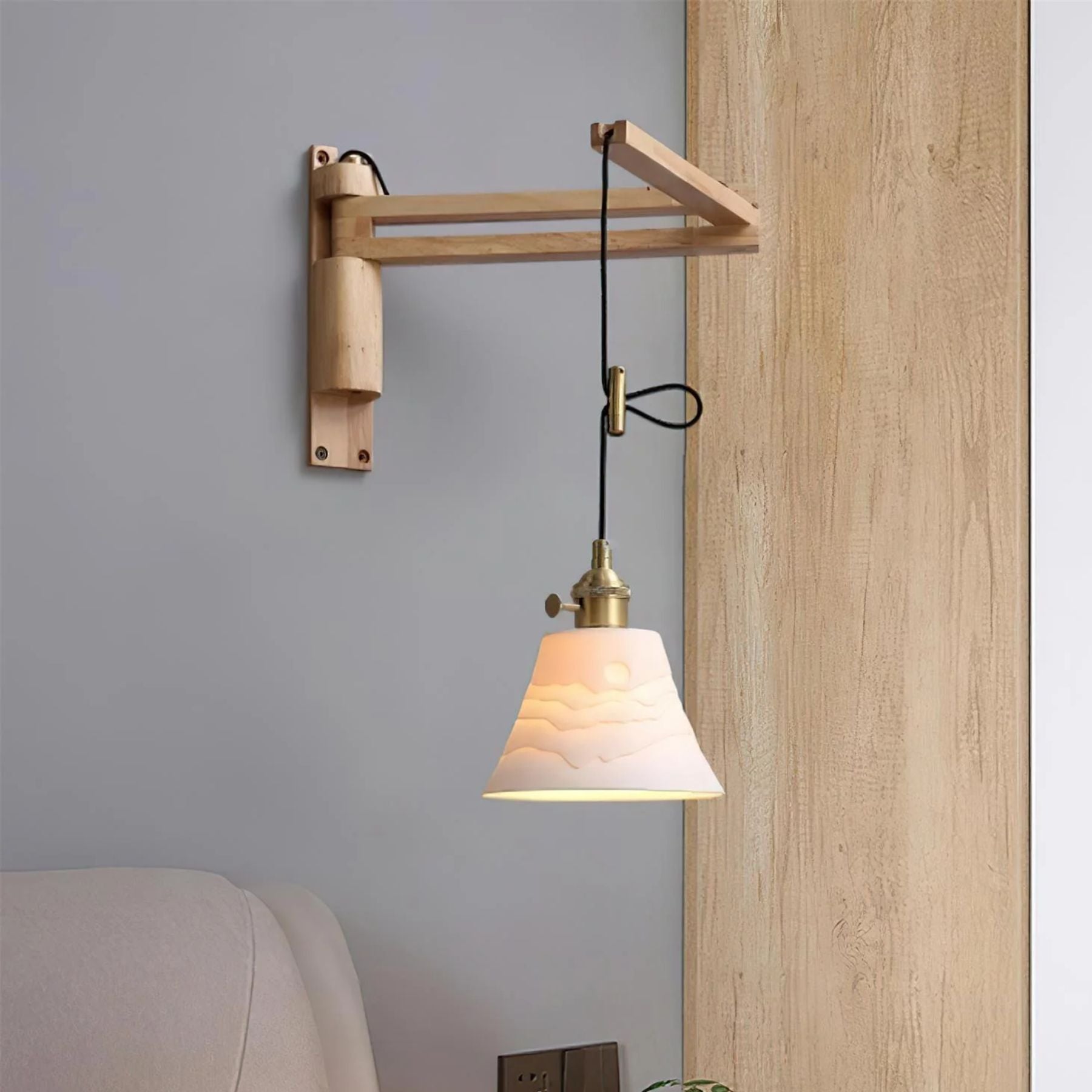 Befosa Swing Arm Wall Light