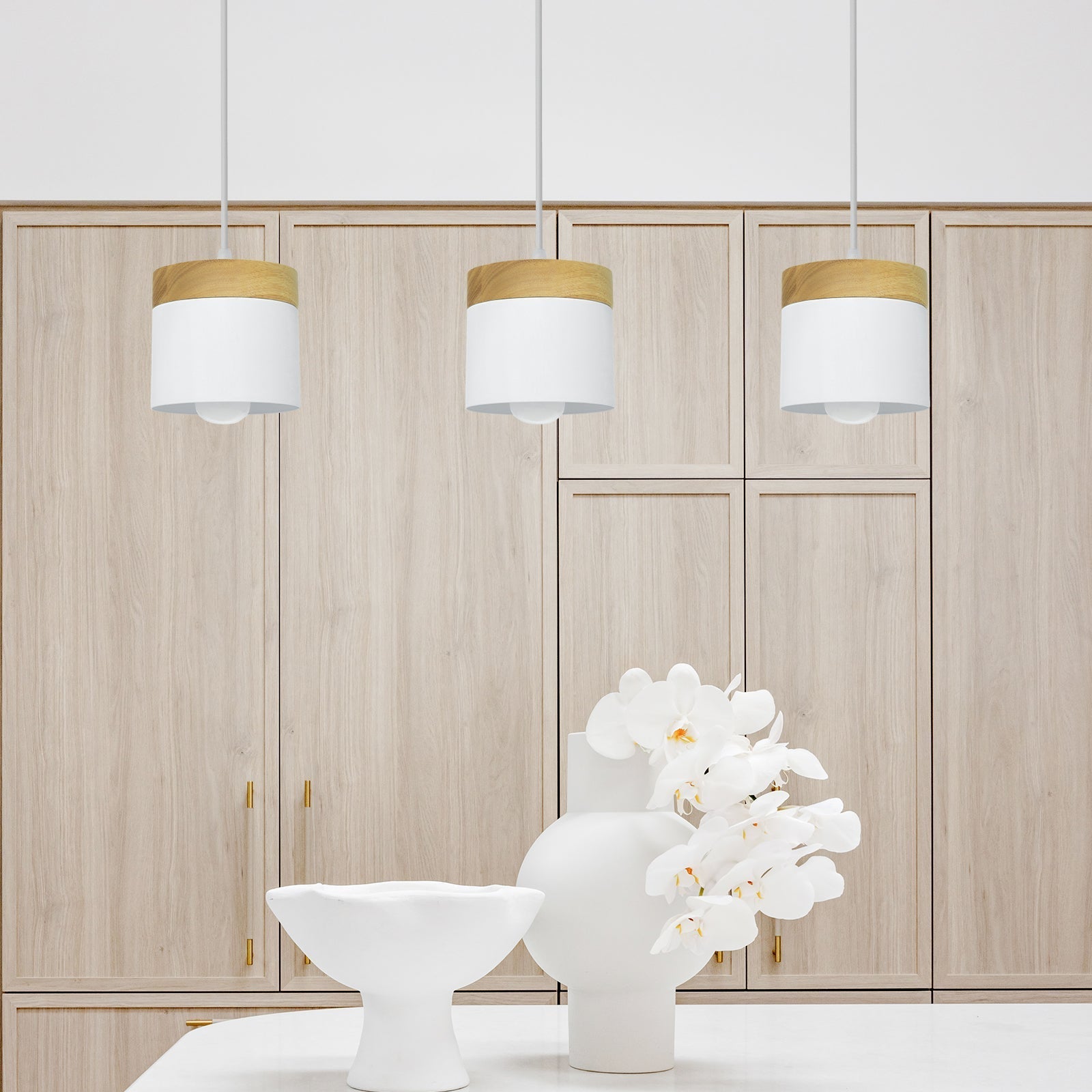 Suspendu Pendant Light