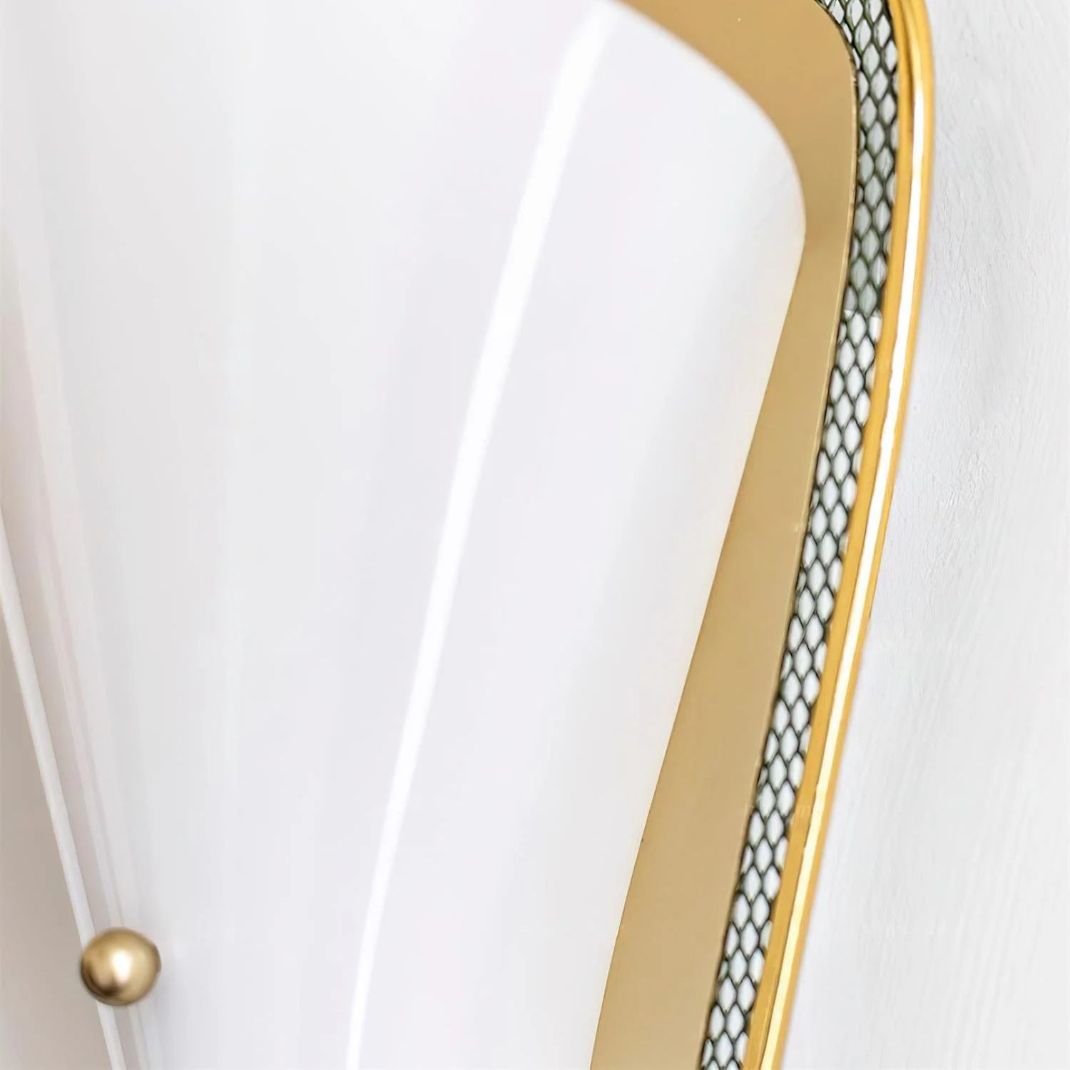 Melzyo Wall Light