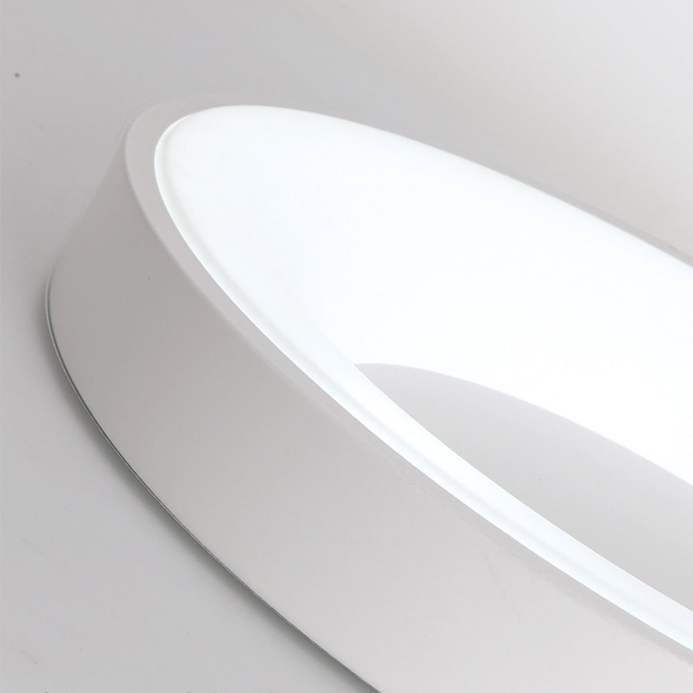 Ismon Ceiling Light