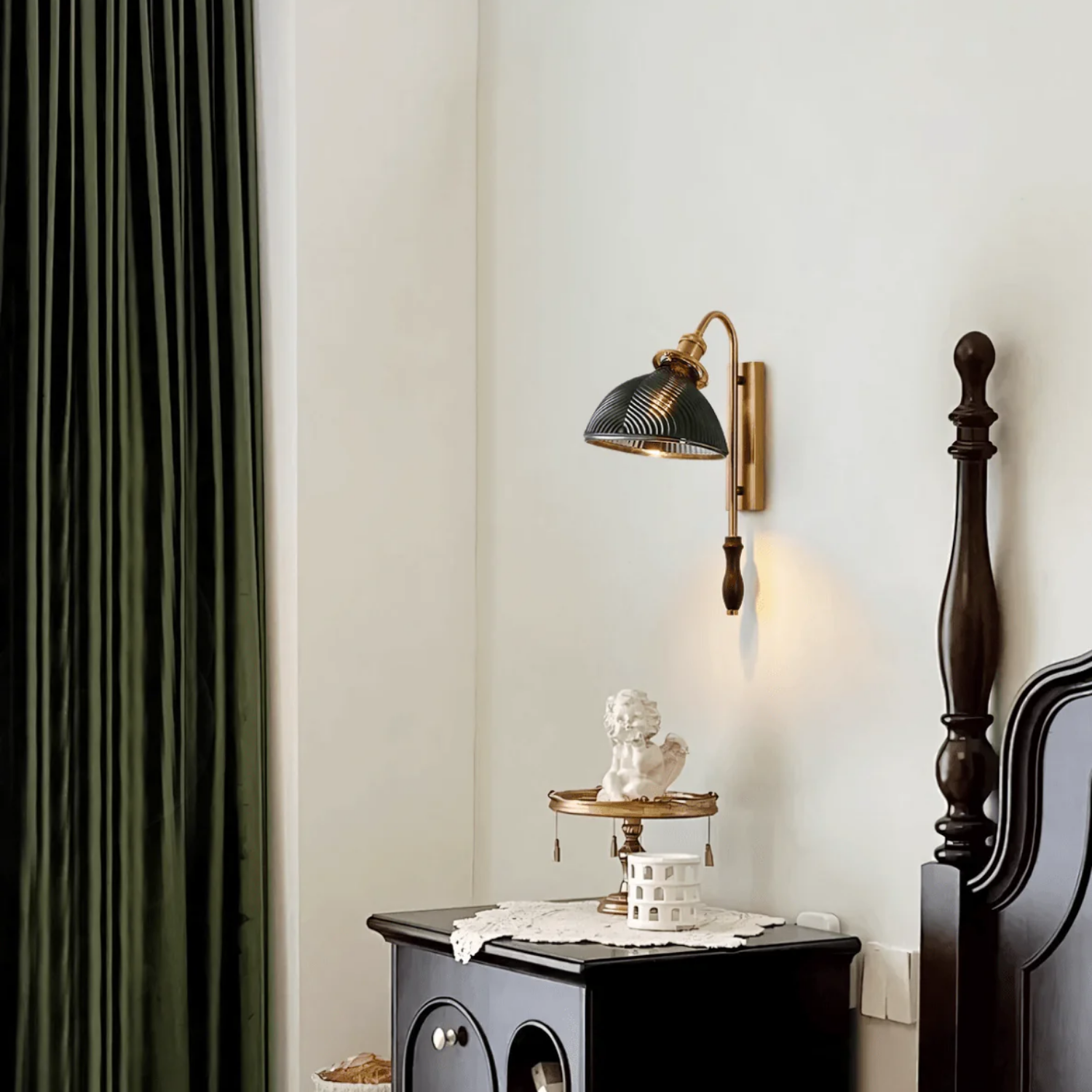 Entanisco Wall Light