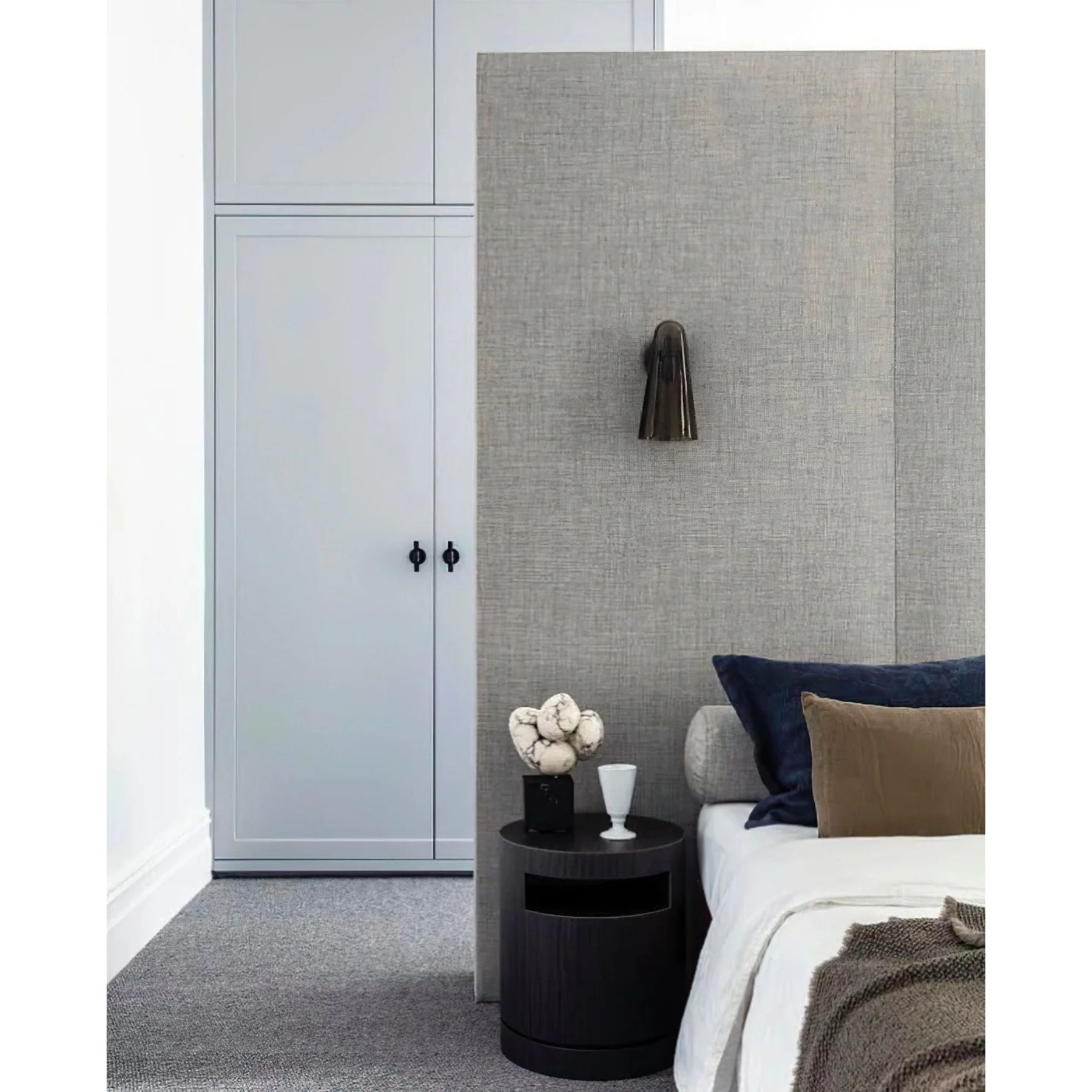 Conziza Glass Wall Light