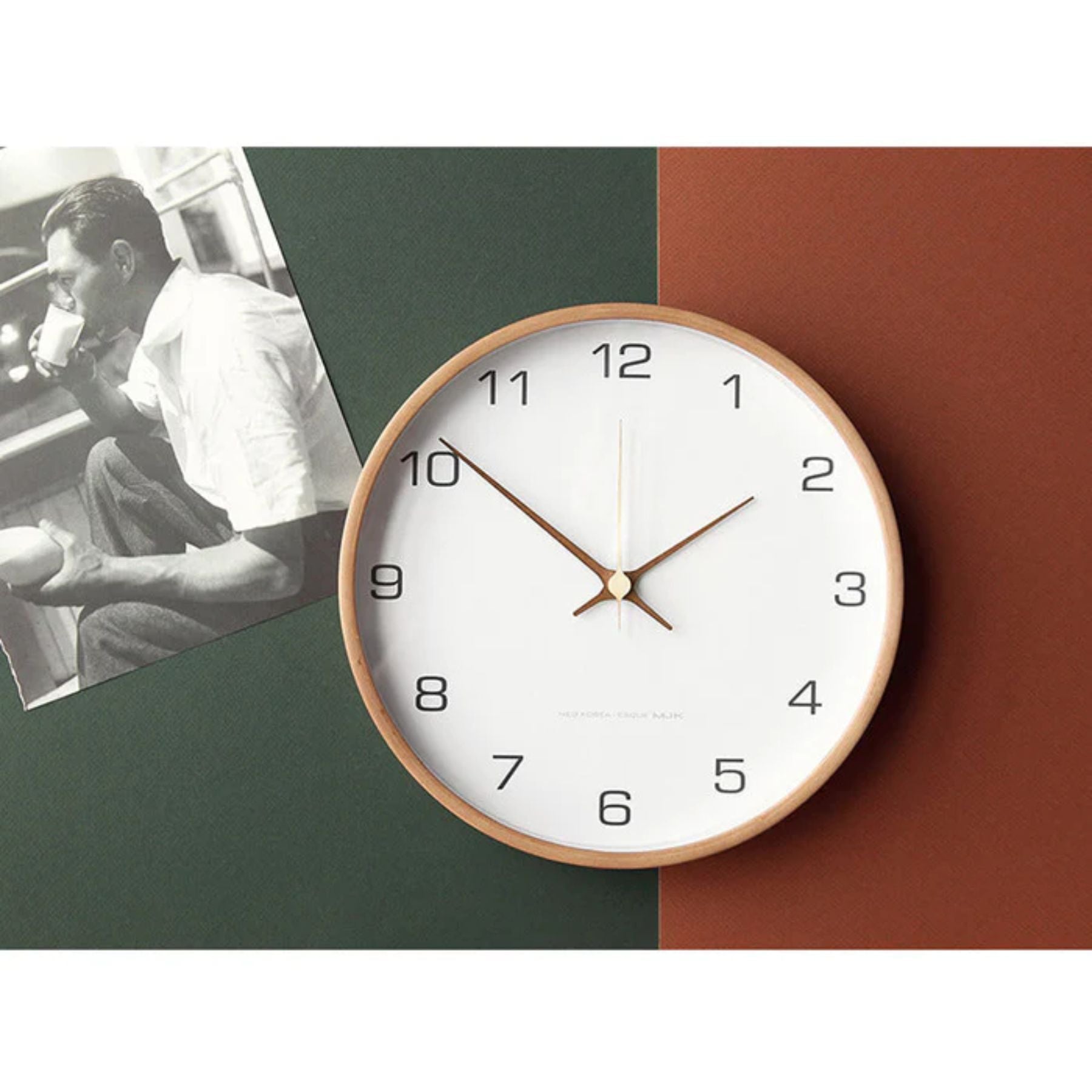 Zyno Analogue Wall Clock