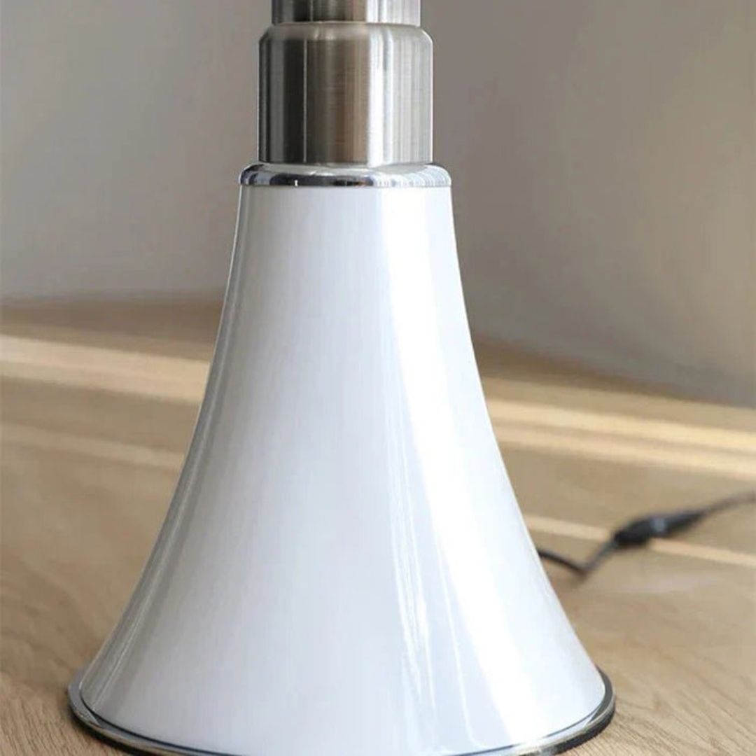 Arelle Flower Table Lamp