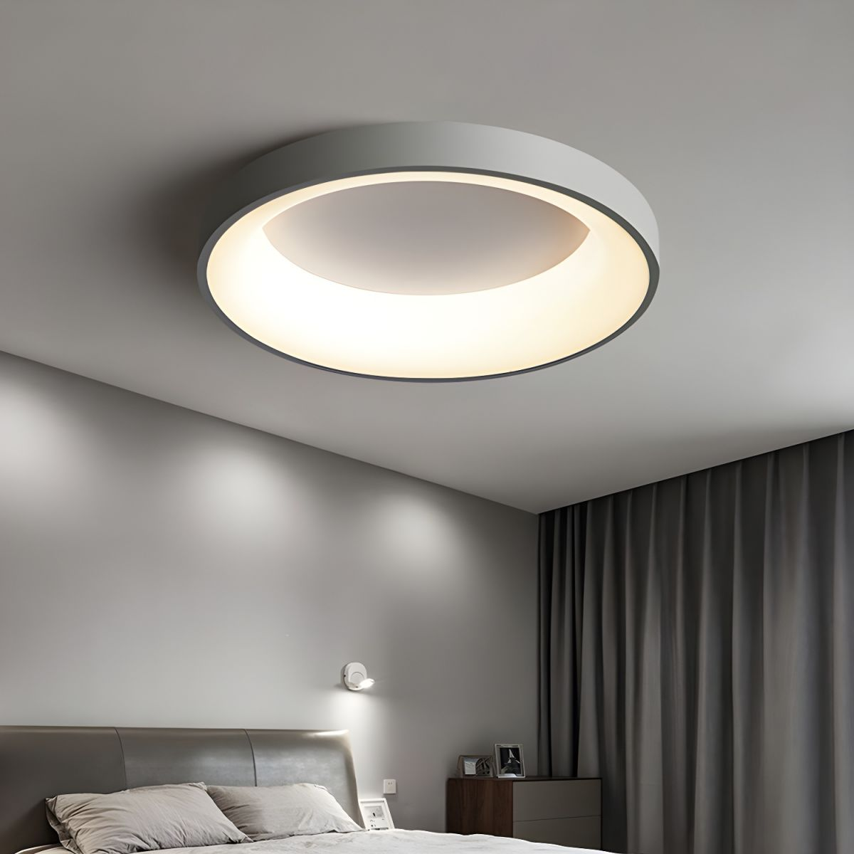 Ismon Ceiling Light
