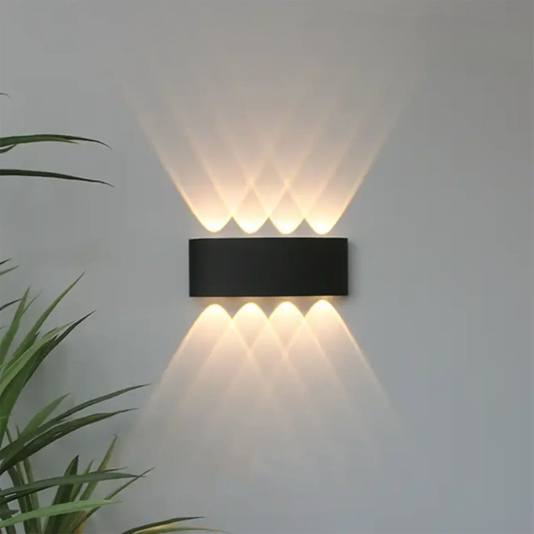 Domesi Wall Light