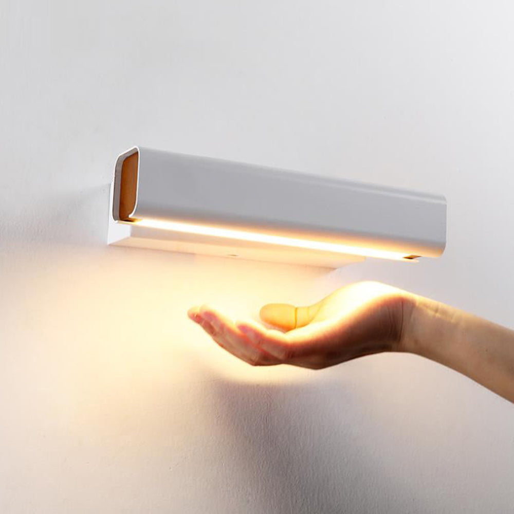 Moby Wall Light