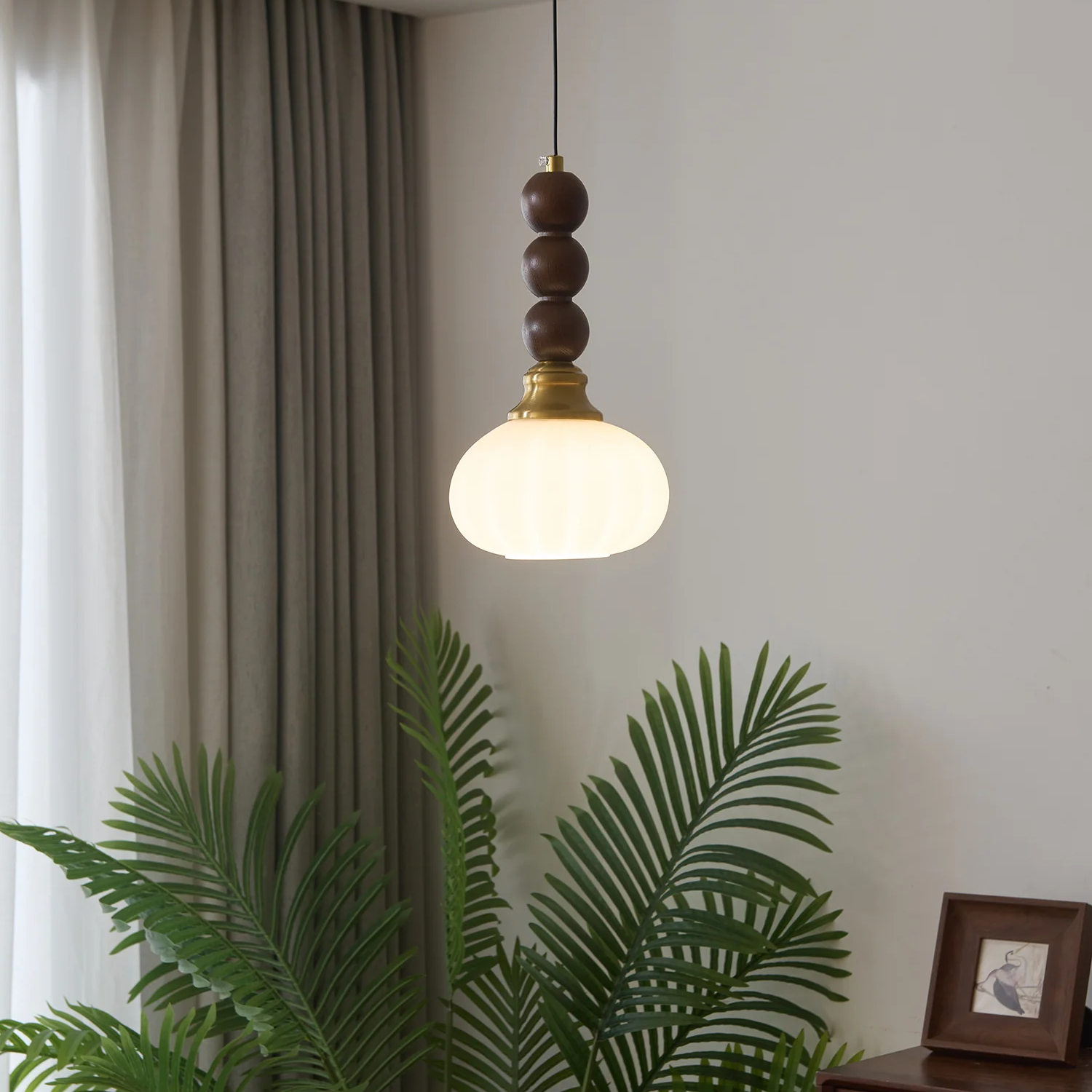 Entara Pendant Light