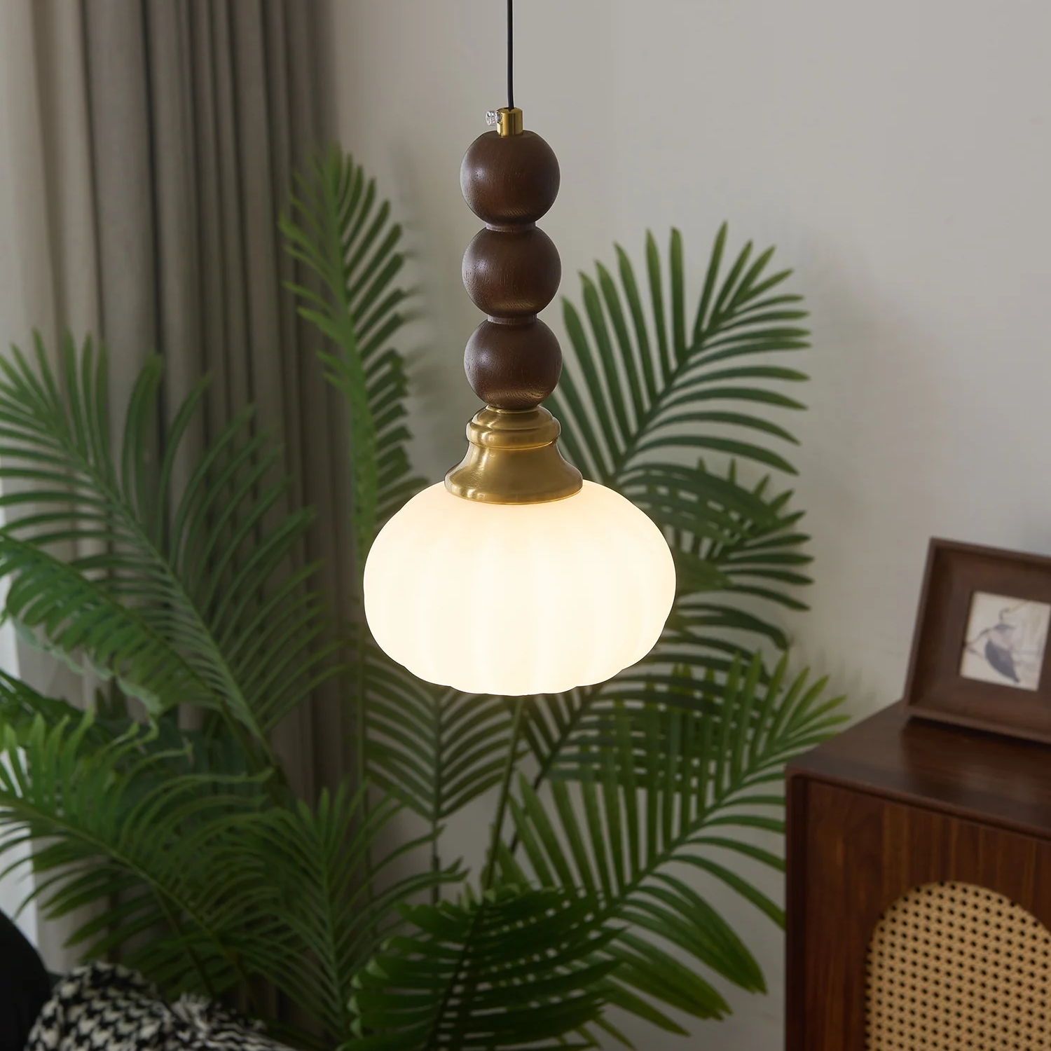Entara Pendant Light