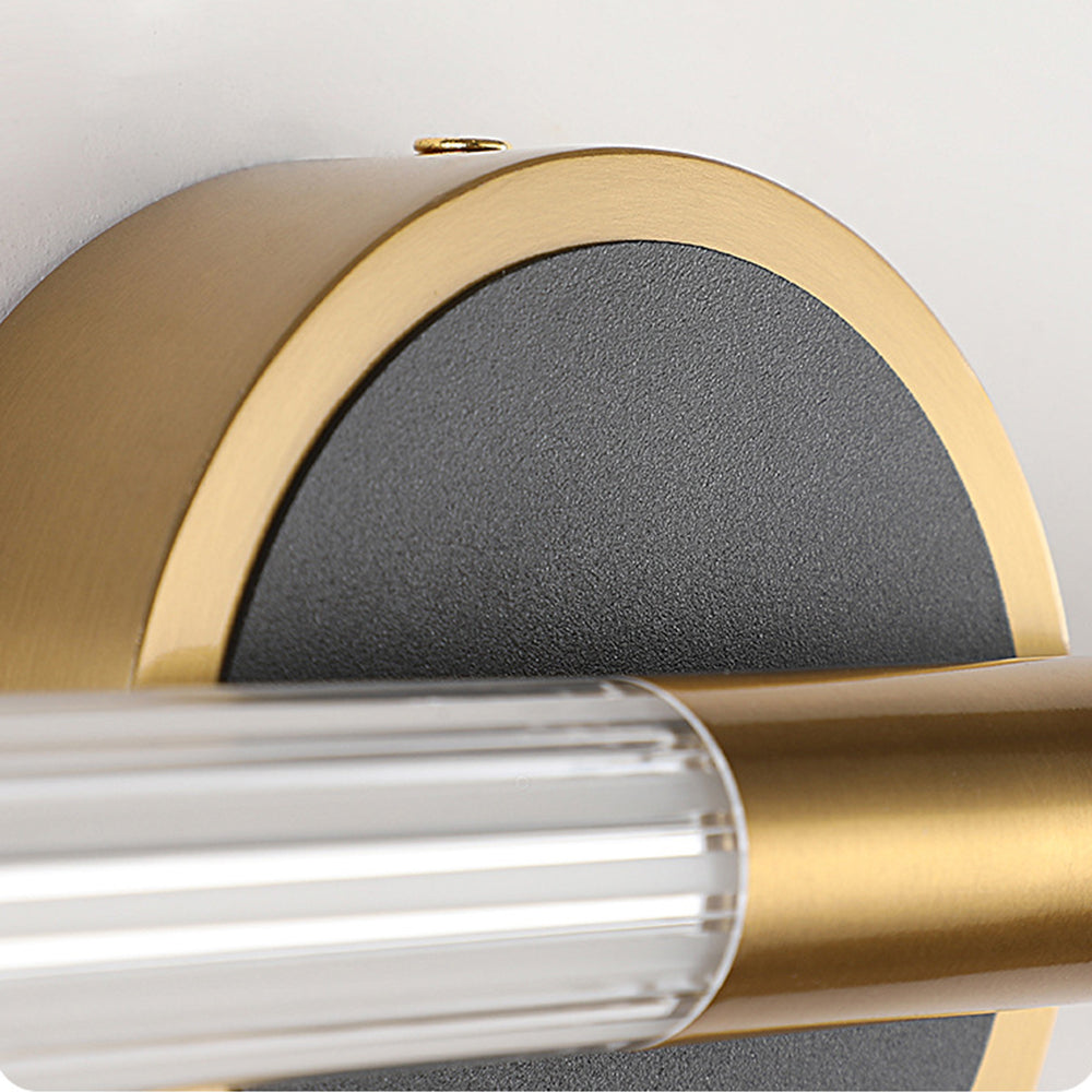 Greyve Outdoor Wall Light