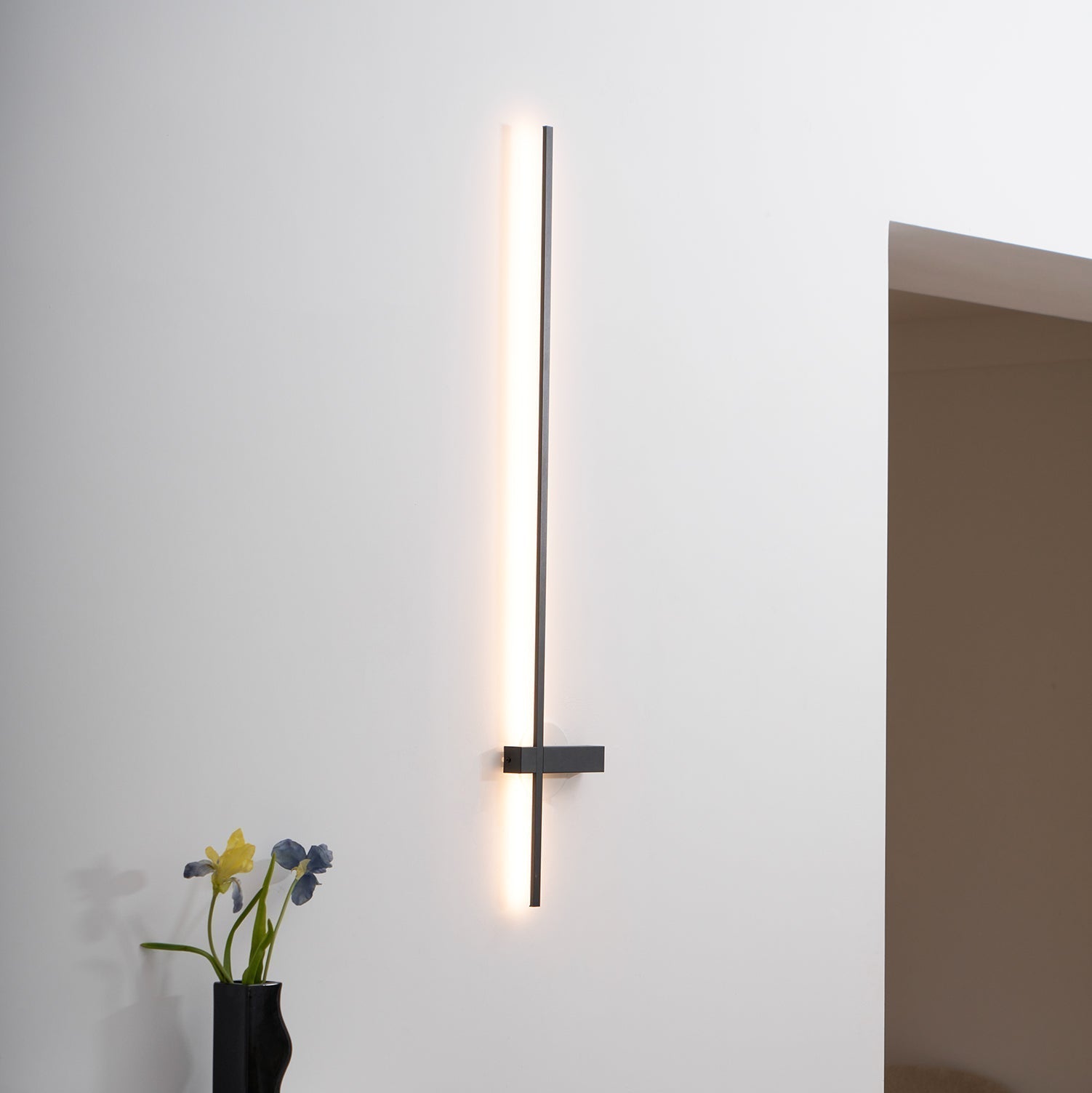 Madeilo Linear Wall Light
