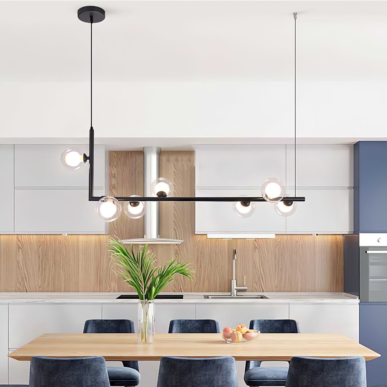 Levianor Pendant Light