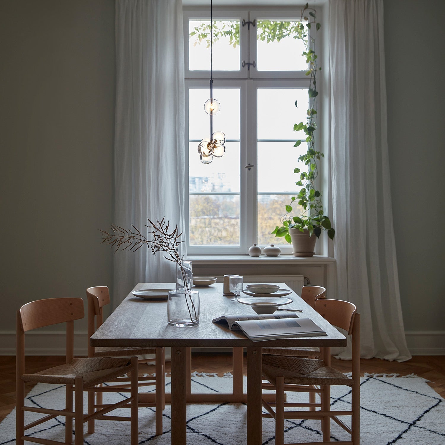 Levianor Pendant Light