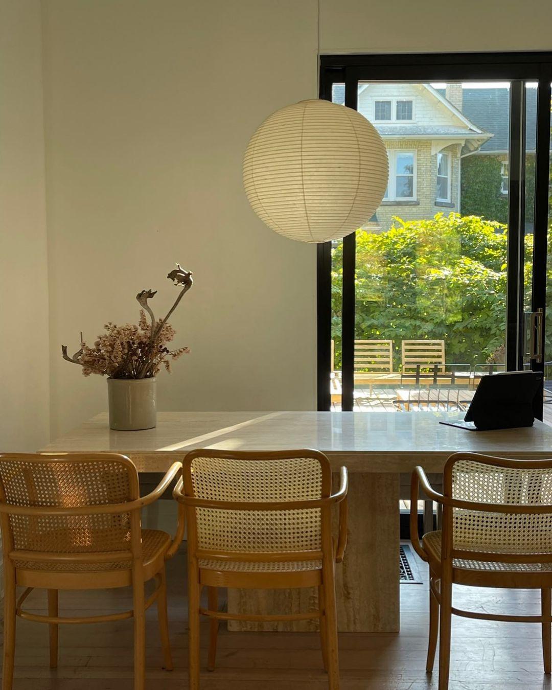Delmi Paper Pendant Light
