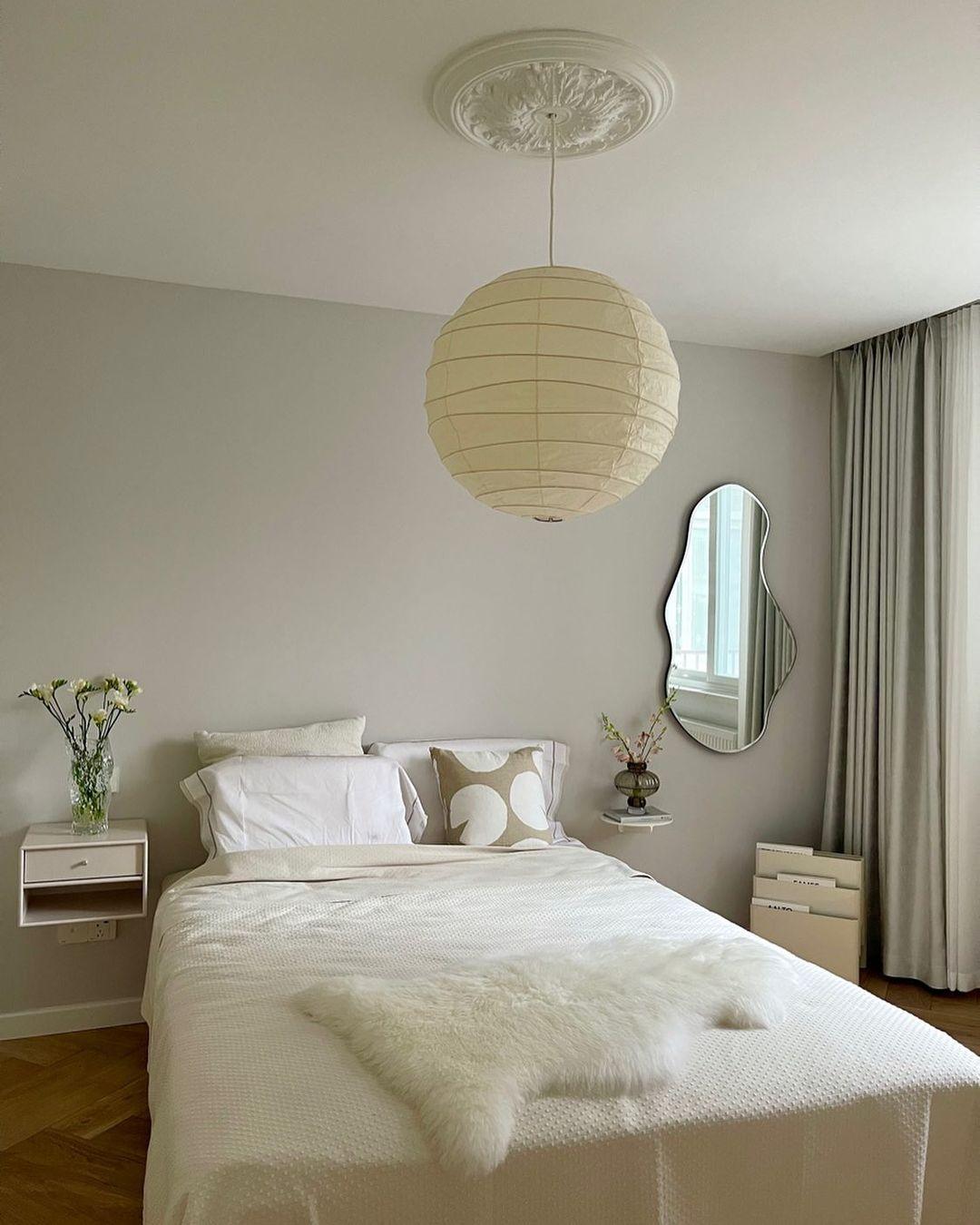 Yarmereia Paper Pendant Light