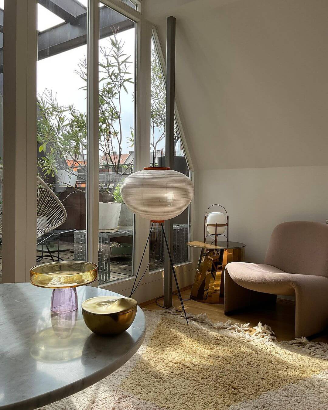 Yariaus Floor Lamp