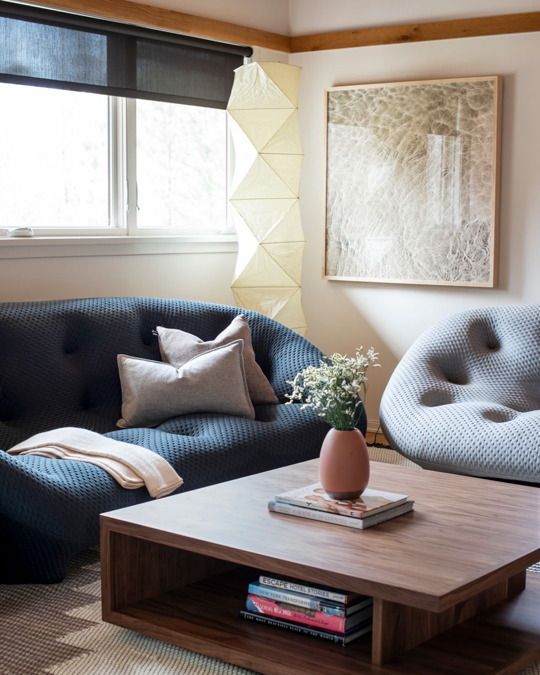 Yariaus Floor Lamp
