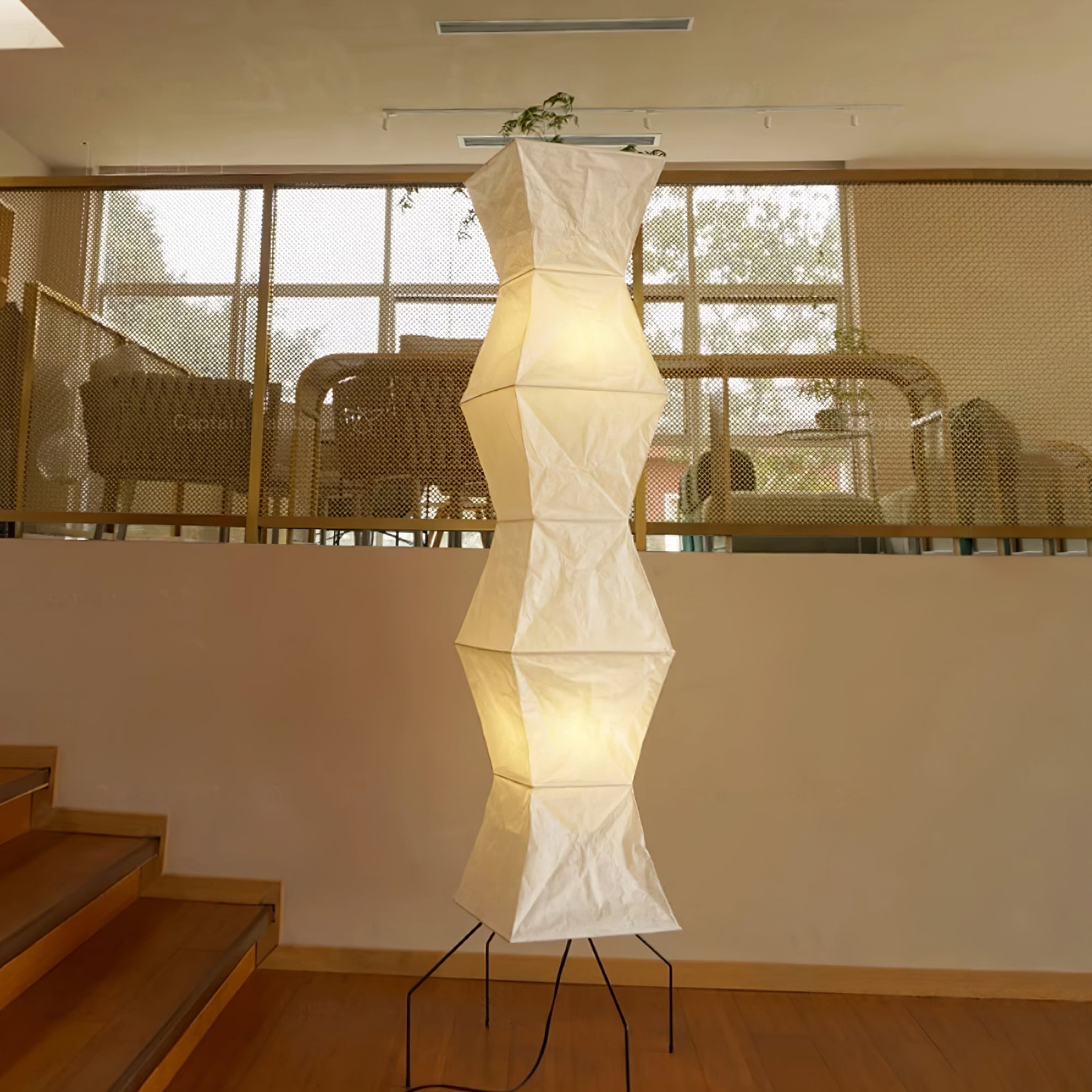 Yariaus Floor Lamp