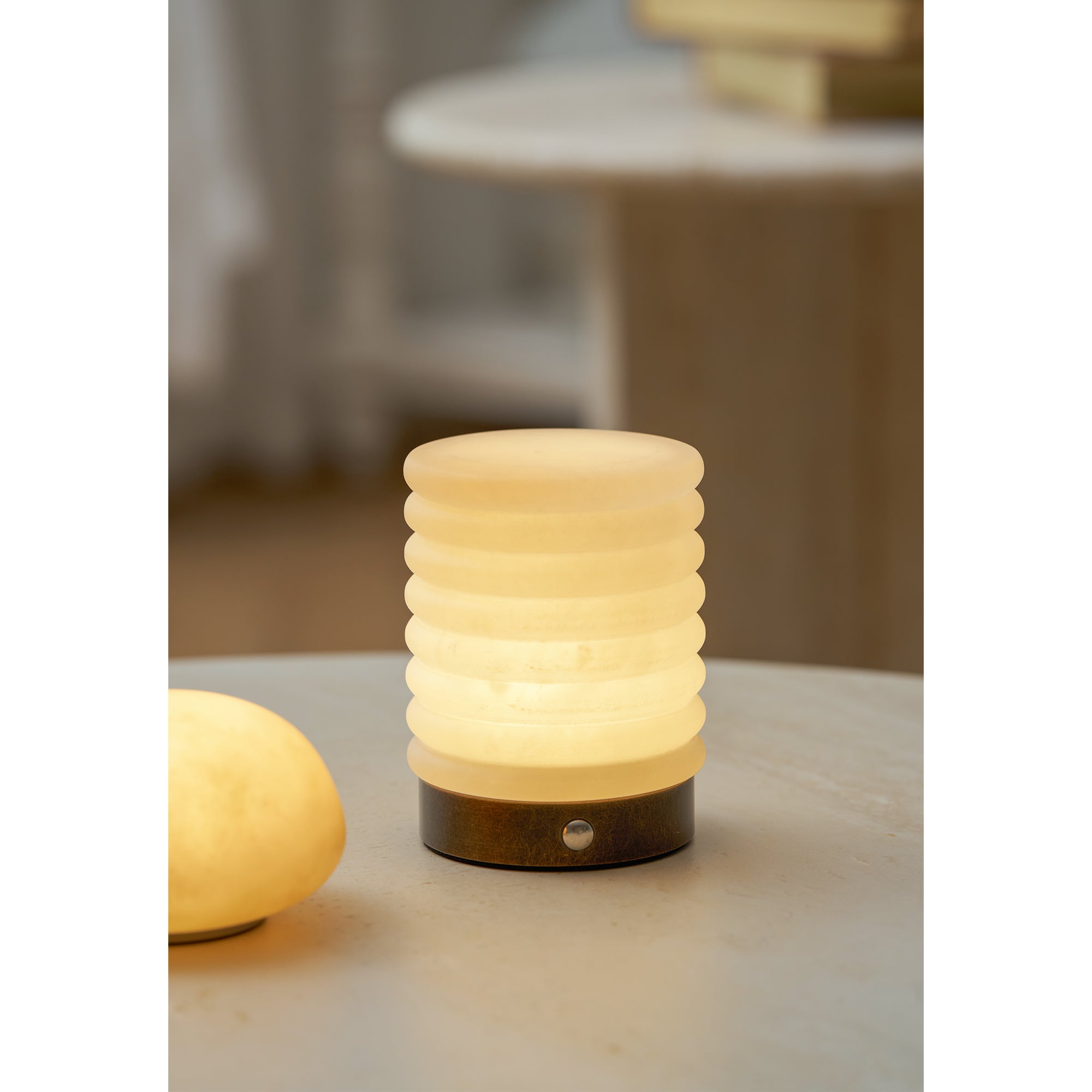 Okaros Table Lamp