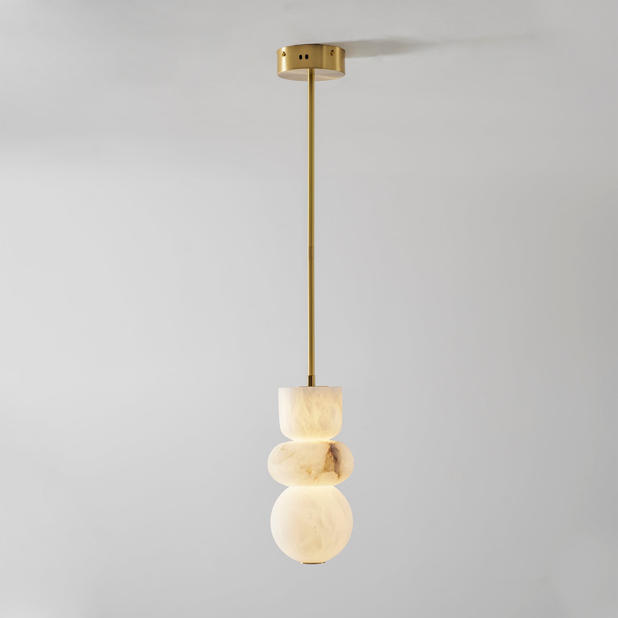 Orentis Totem Pendant Light