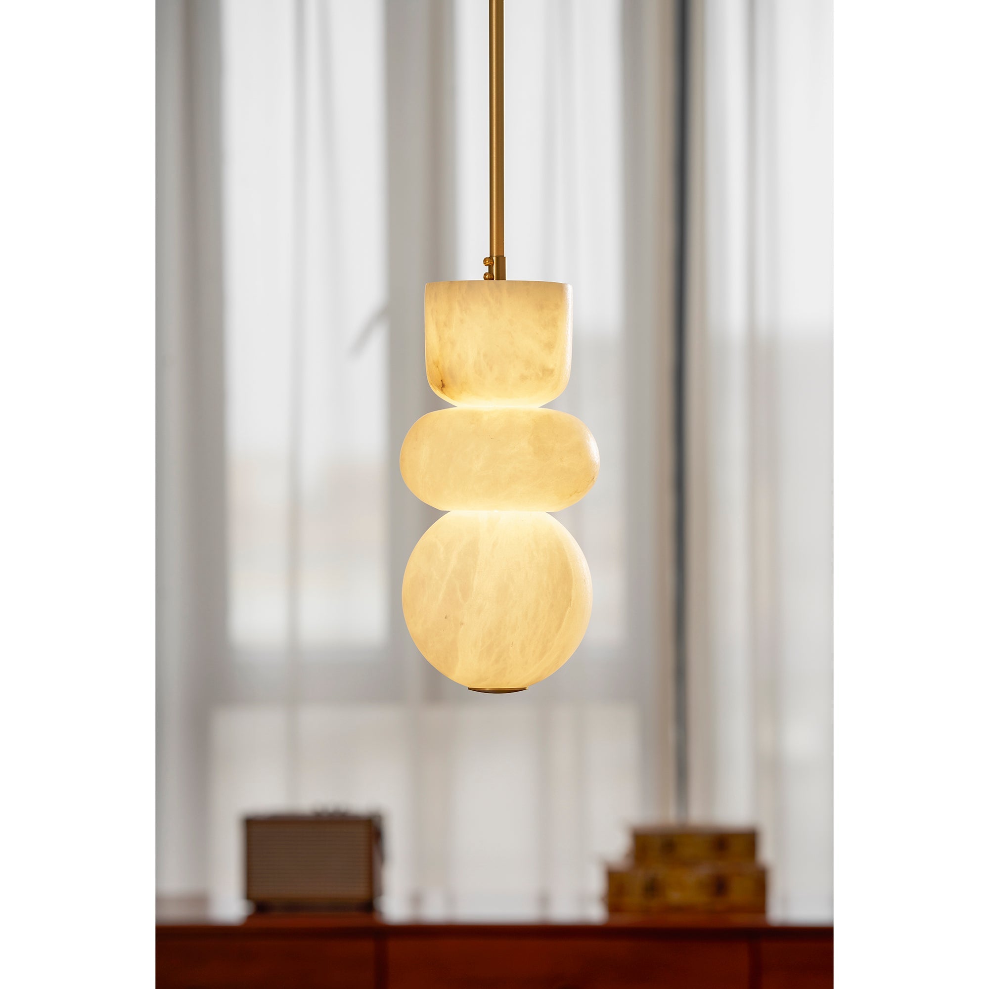Orentis Totem Pendant Light