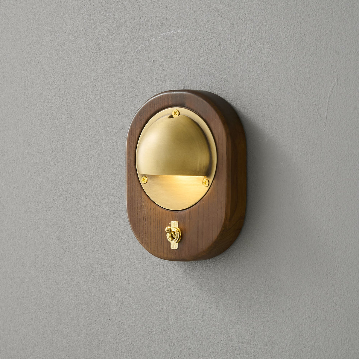 Dunor Wall Light
