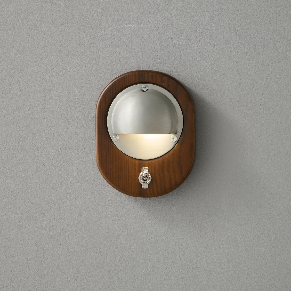 Dunor Wall Light