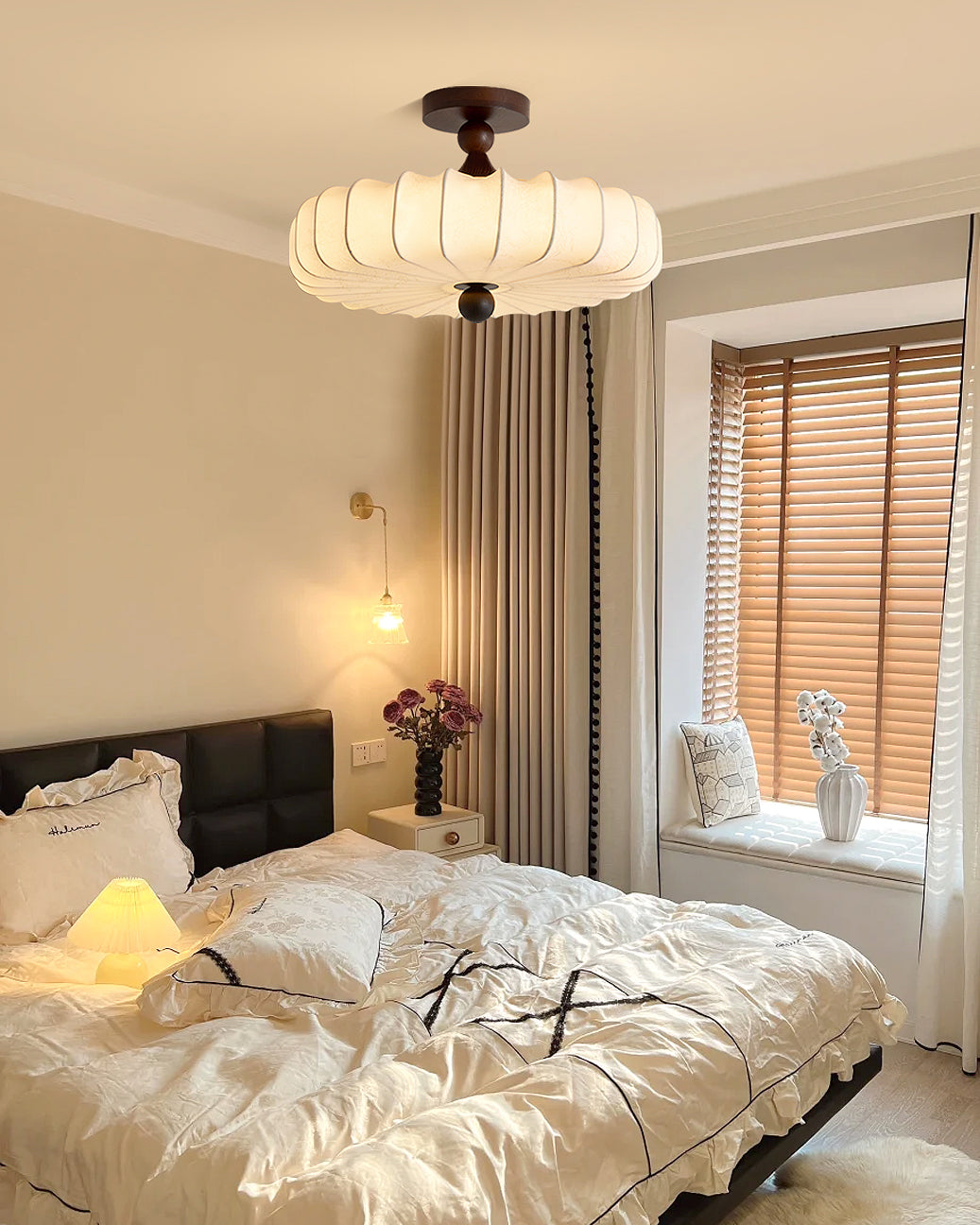 Yarvi Ceiling Light