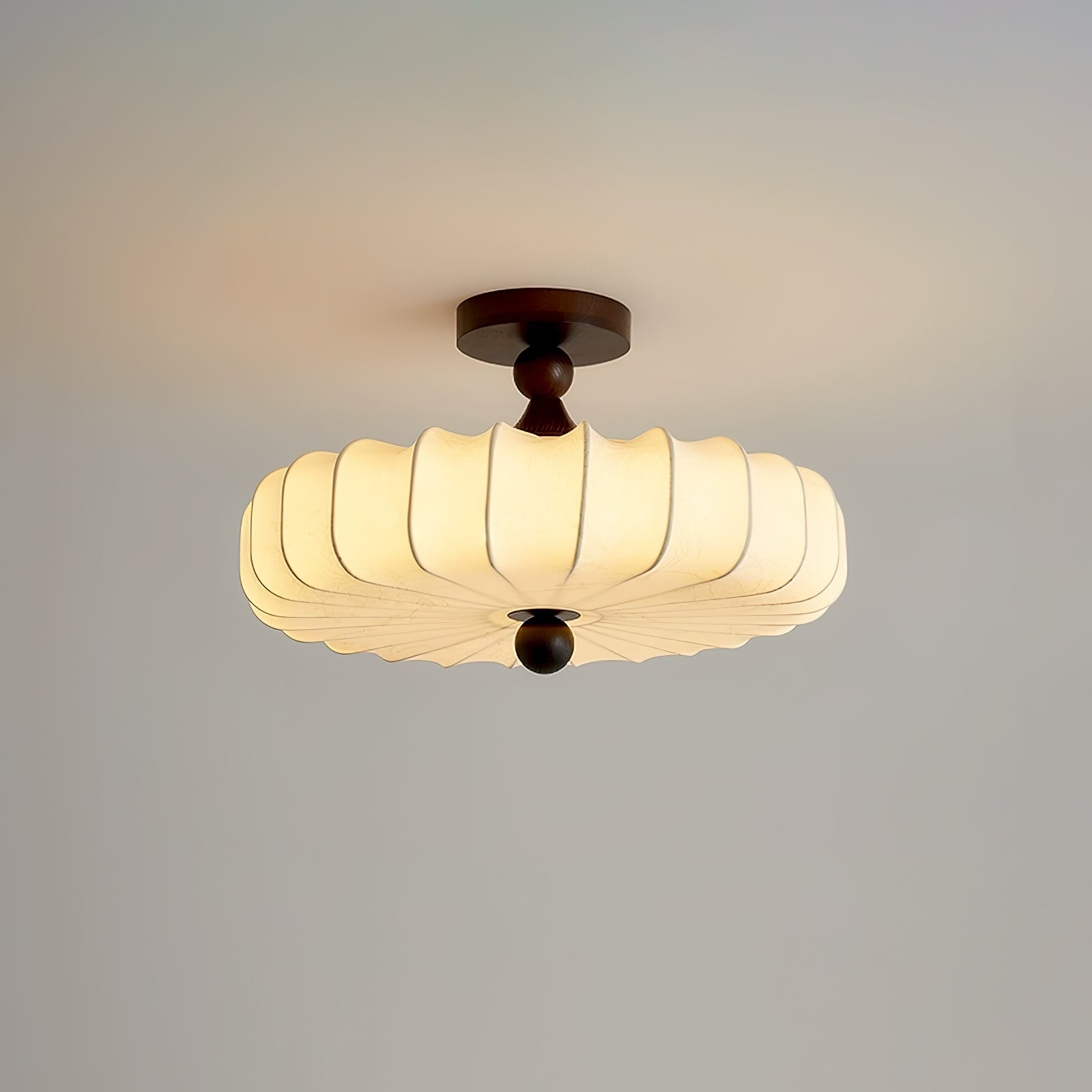 Yarvi Ceiling Light