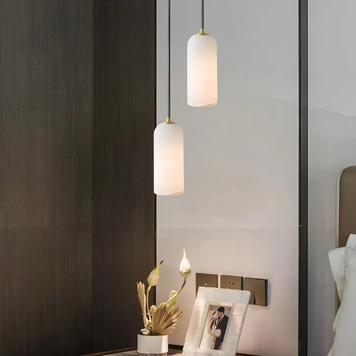 Ravilo Alabaster Pendant Light