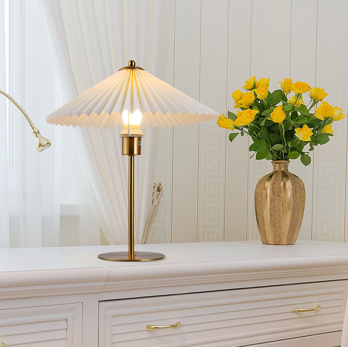 Lerpa Table Lamp